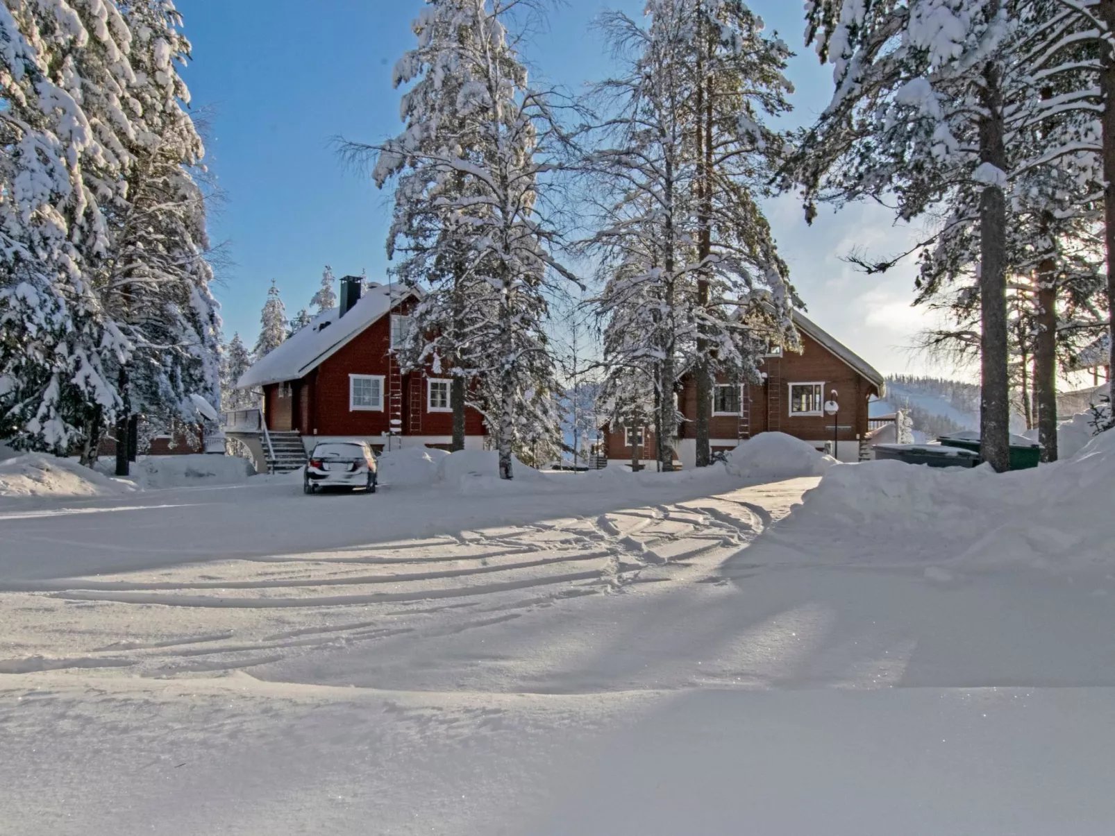 Kulma-alpit b paritalon alak-Binnen