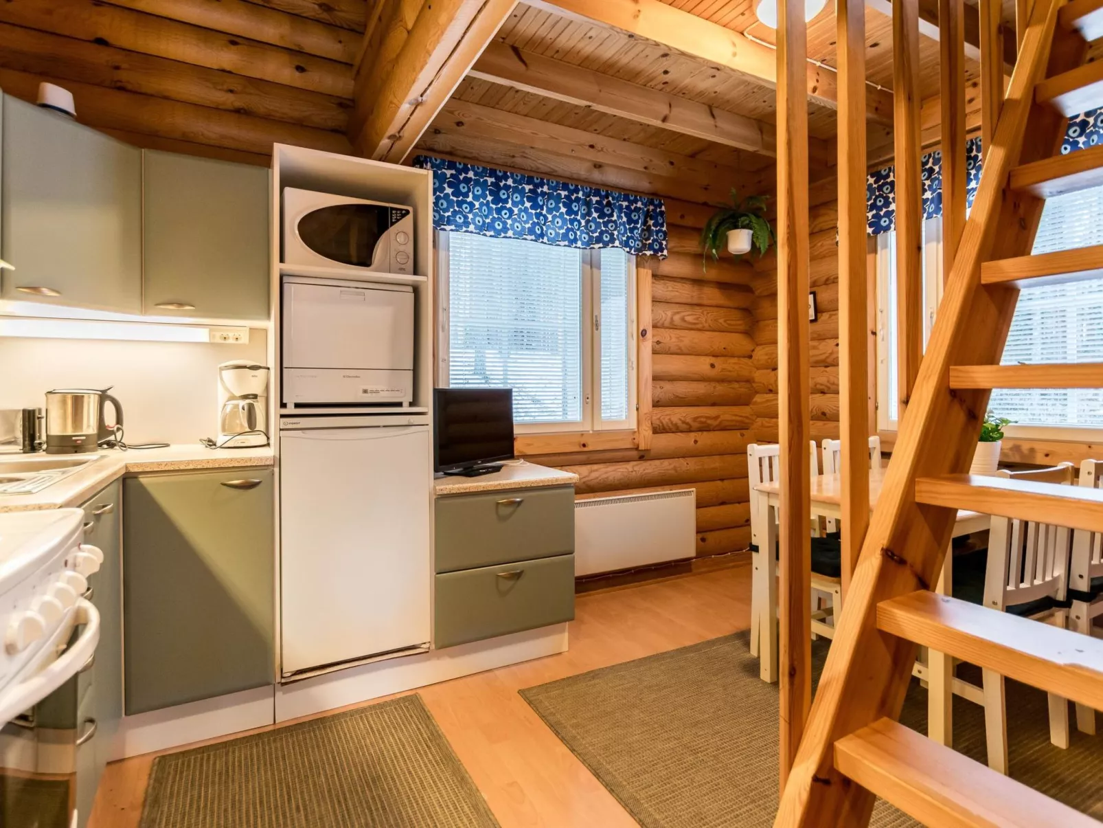 Kilpolan orvokki, pauliina ja karoliina-Binnen