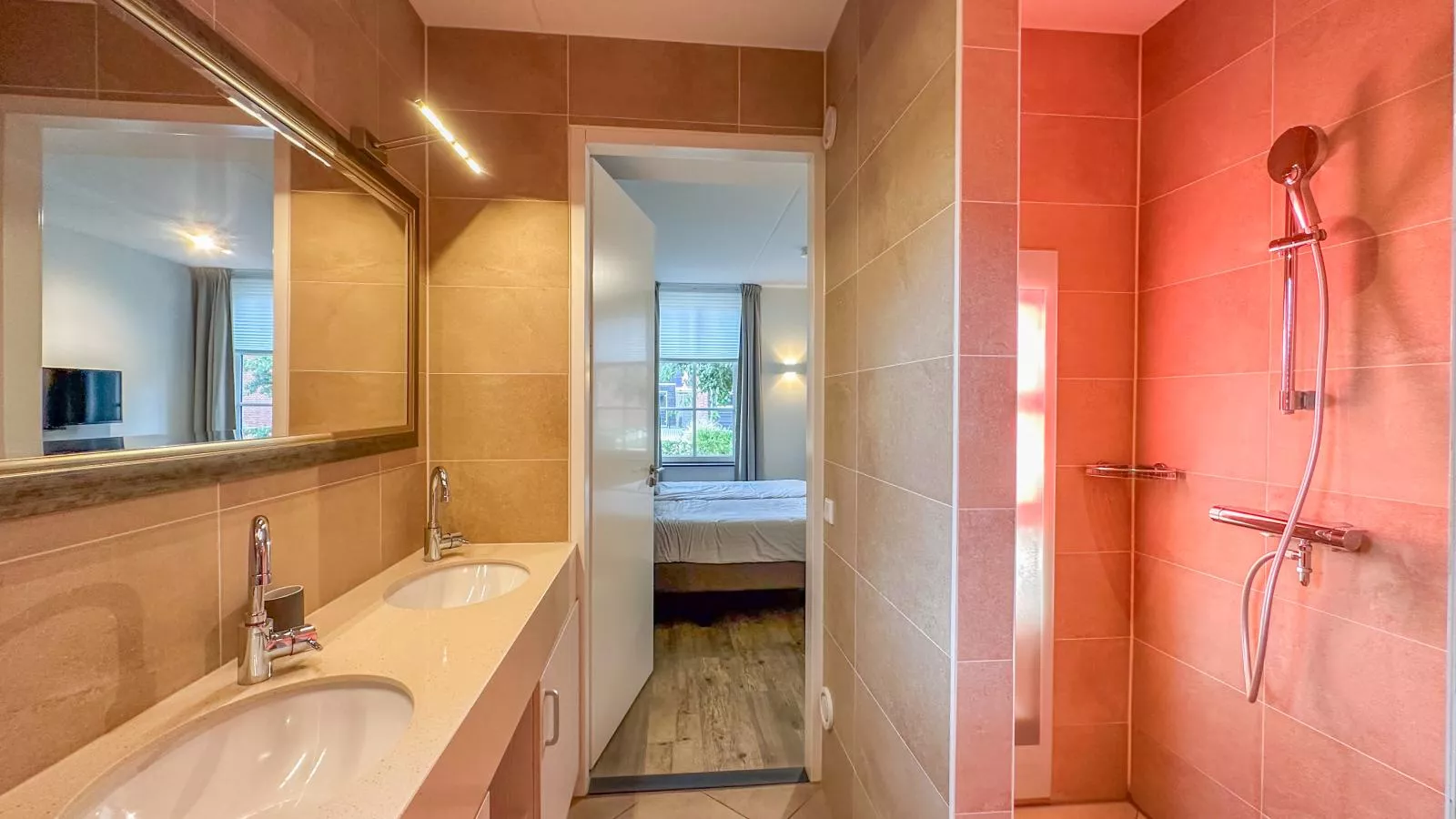 Coast Comfort 41-Badkamer