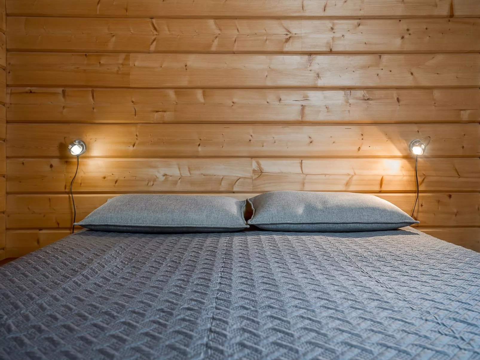 Kinostupa 2a (15-16)-Binnen