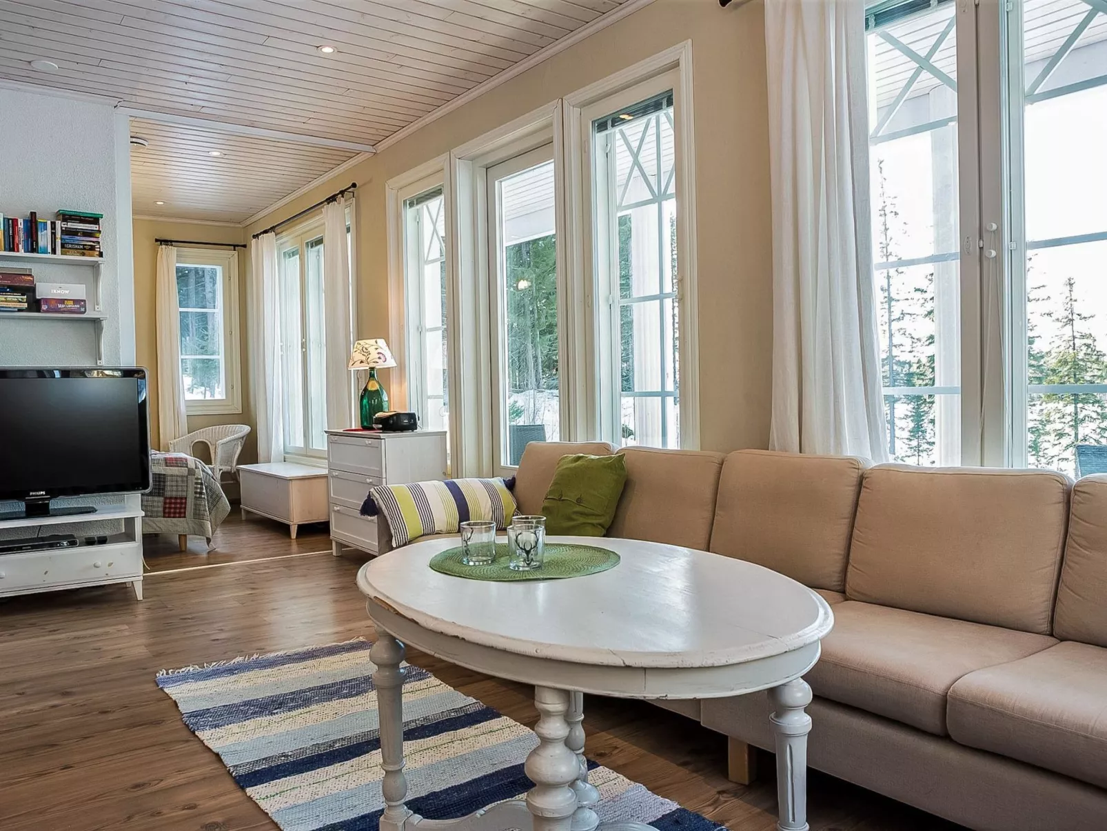 Villa akuliina-Binnen