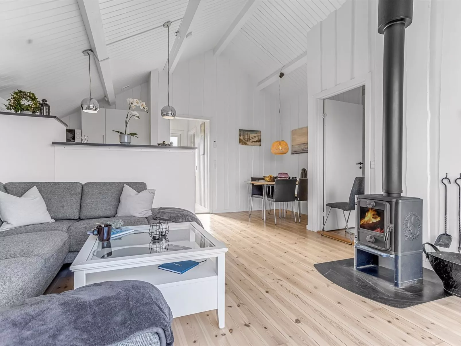 "Darina" - 150m from the sea-Binnen