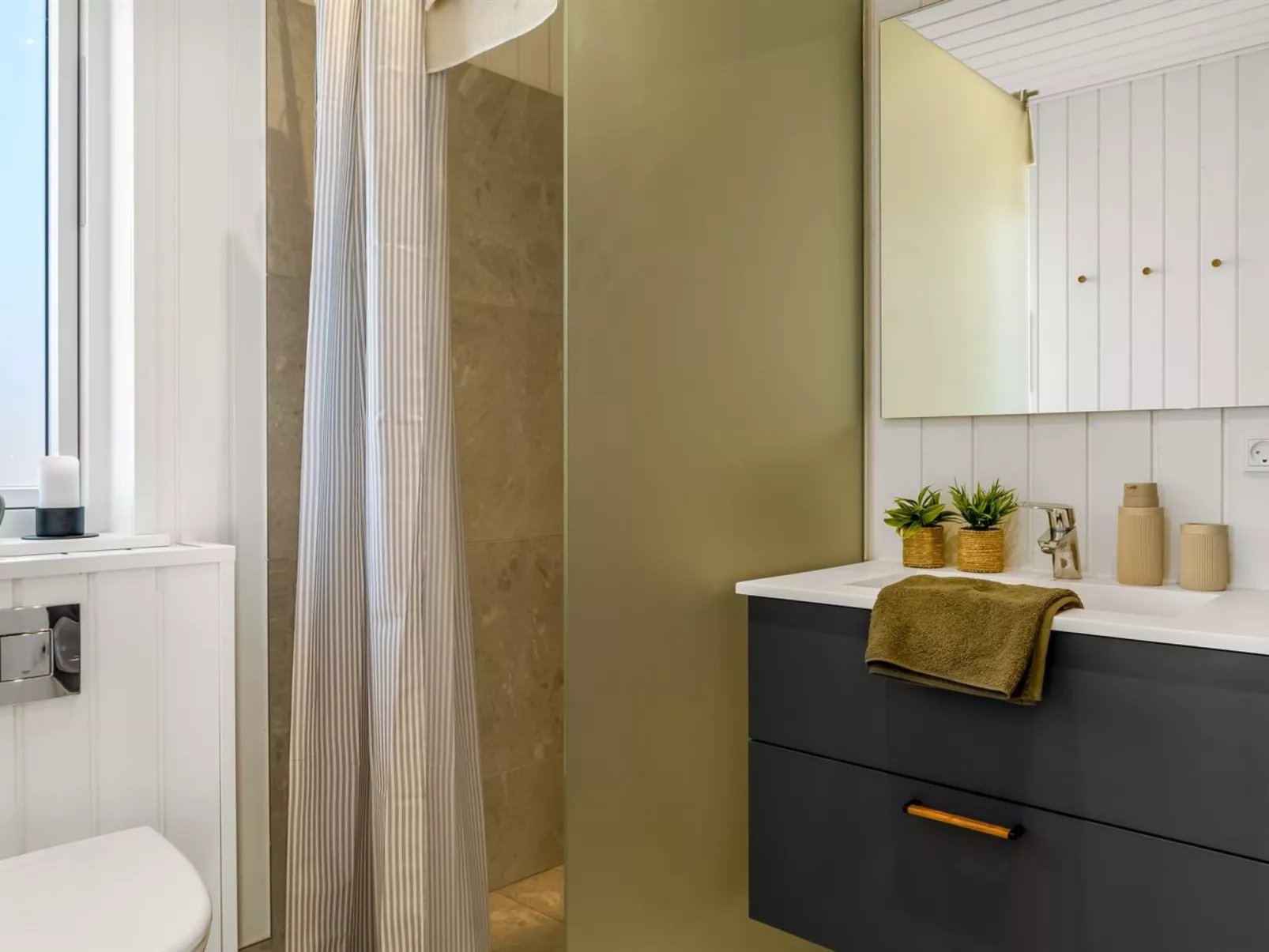 "Spase" - 450m from the sea-Binnen