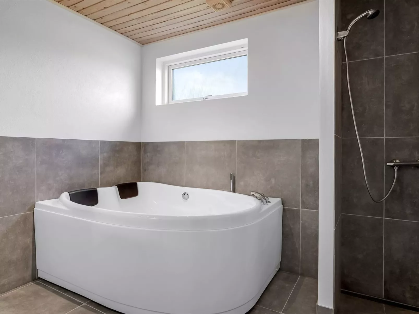 "Fridoline" - 450m from the sea-Binnen