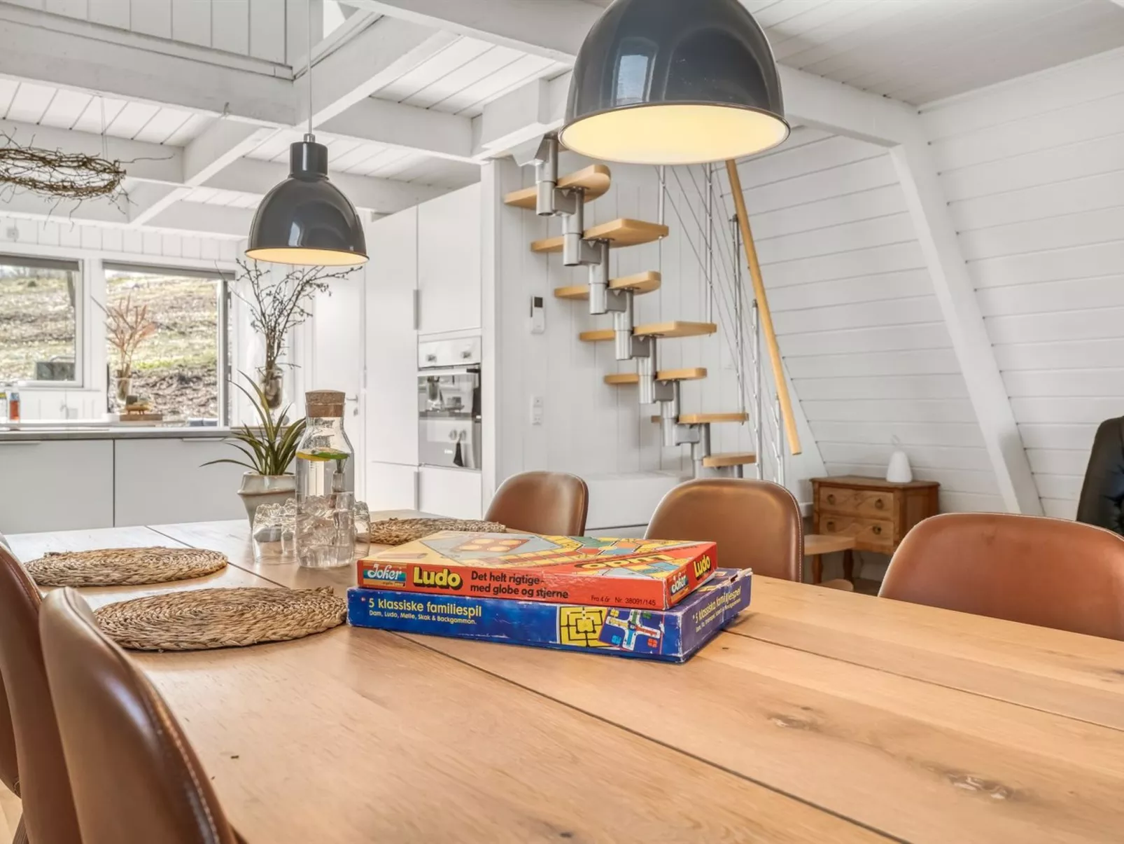 "Kauno" - 16km to the fjord-Binnen