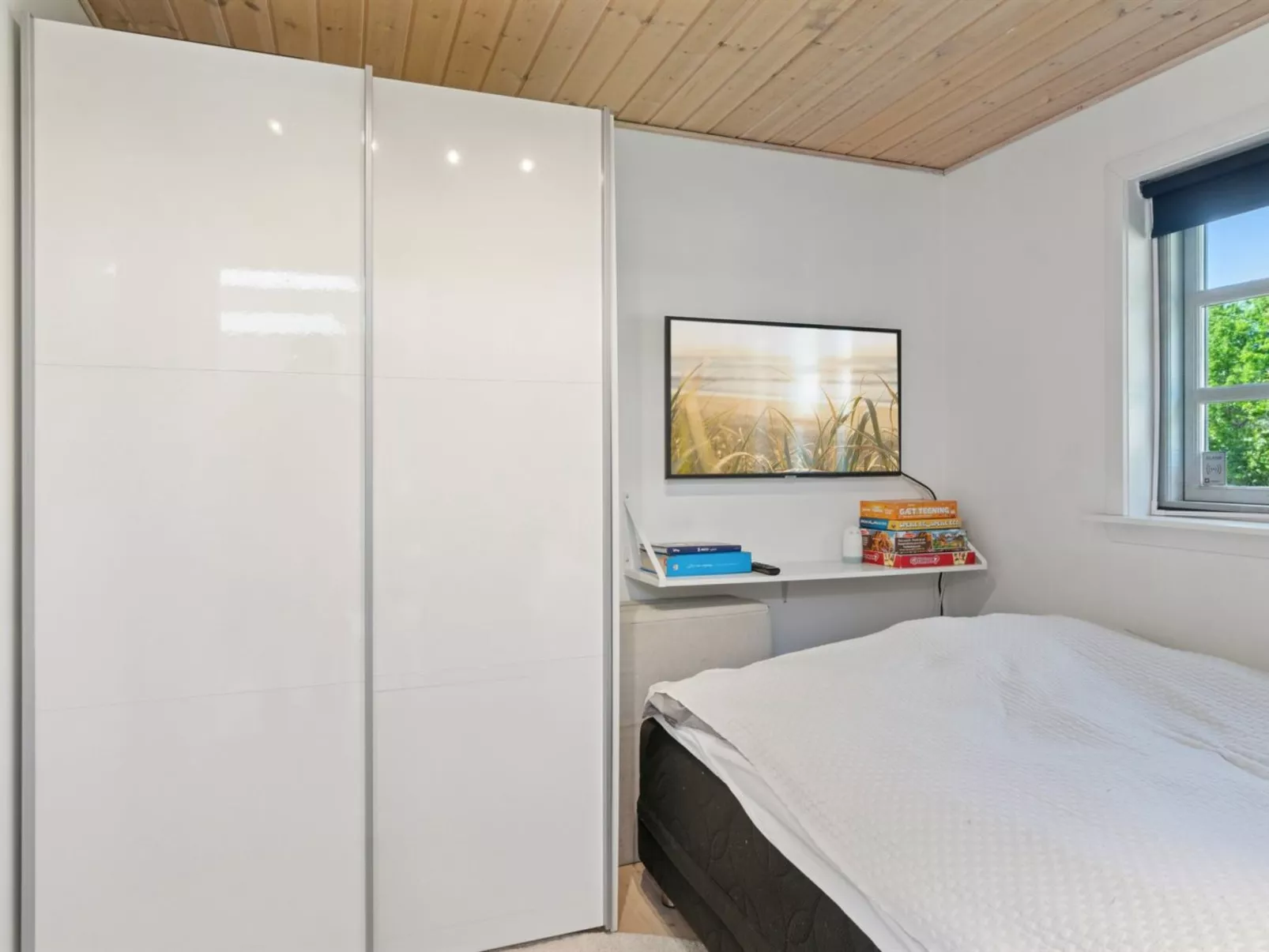 "Veljan" - 1.2km from the sea-Binnen