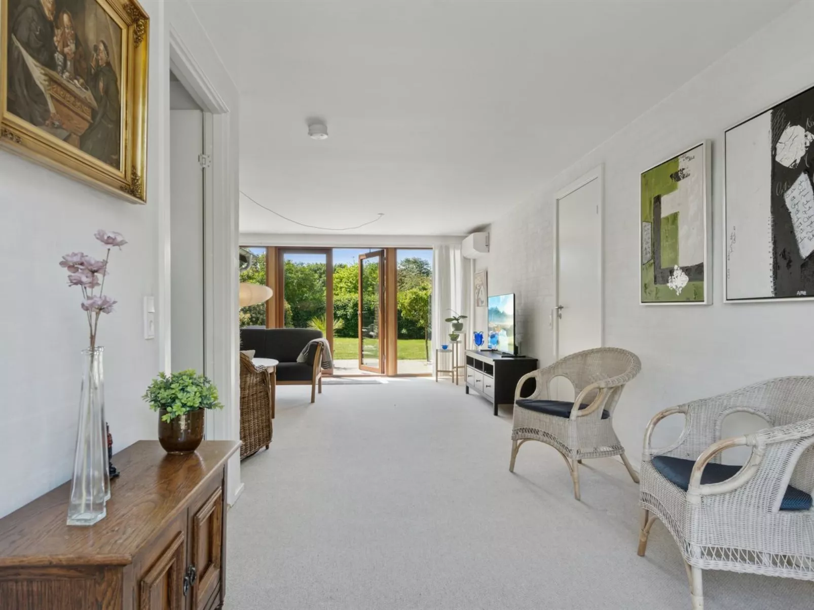 "Mechthild" - 700m from the sea-Binnen