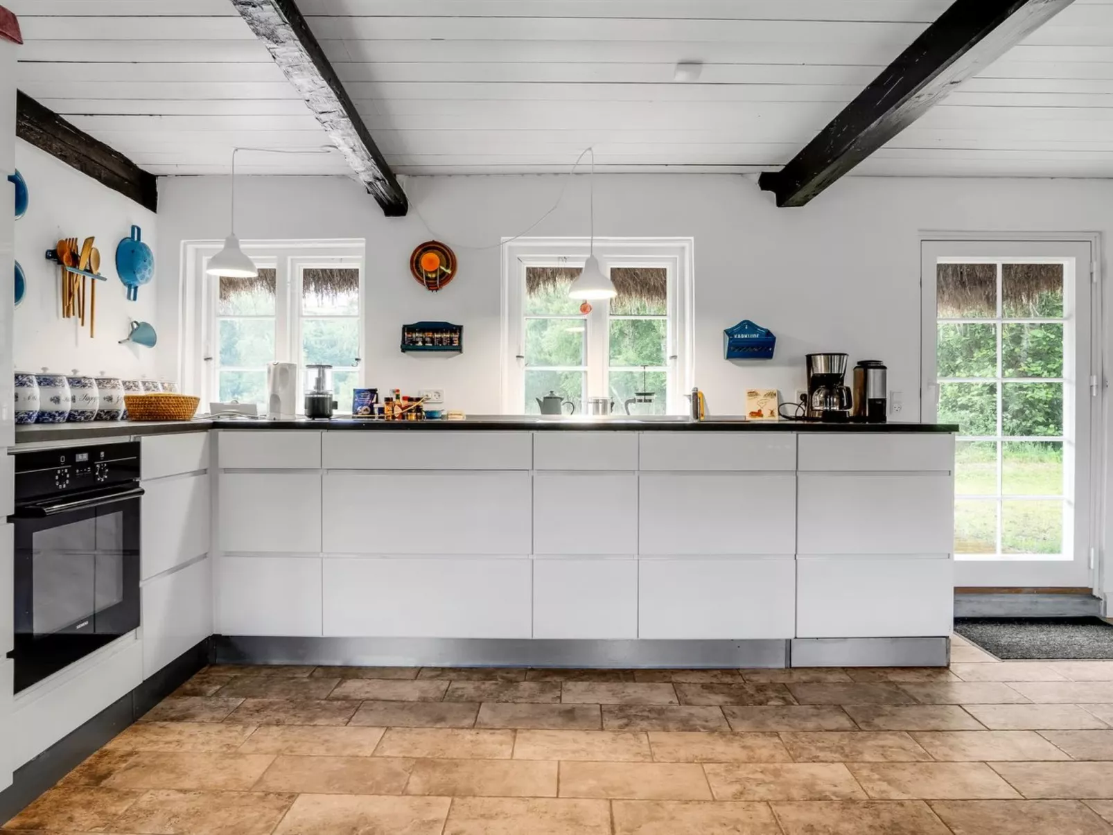 "Annabeth" - 900m from the sea-Binnen