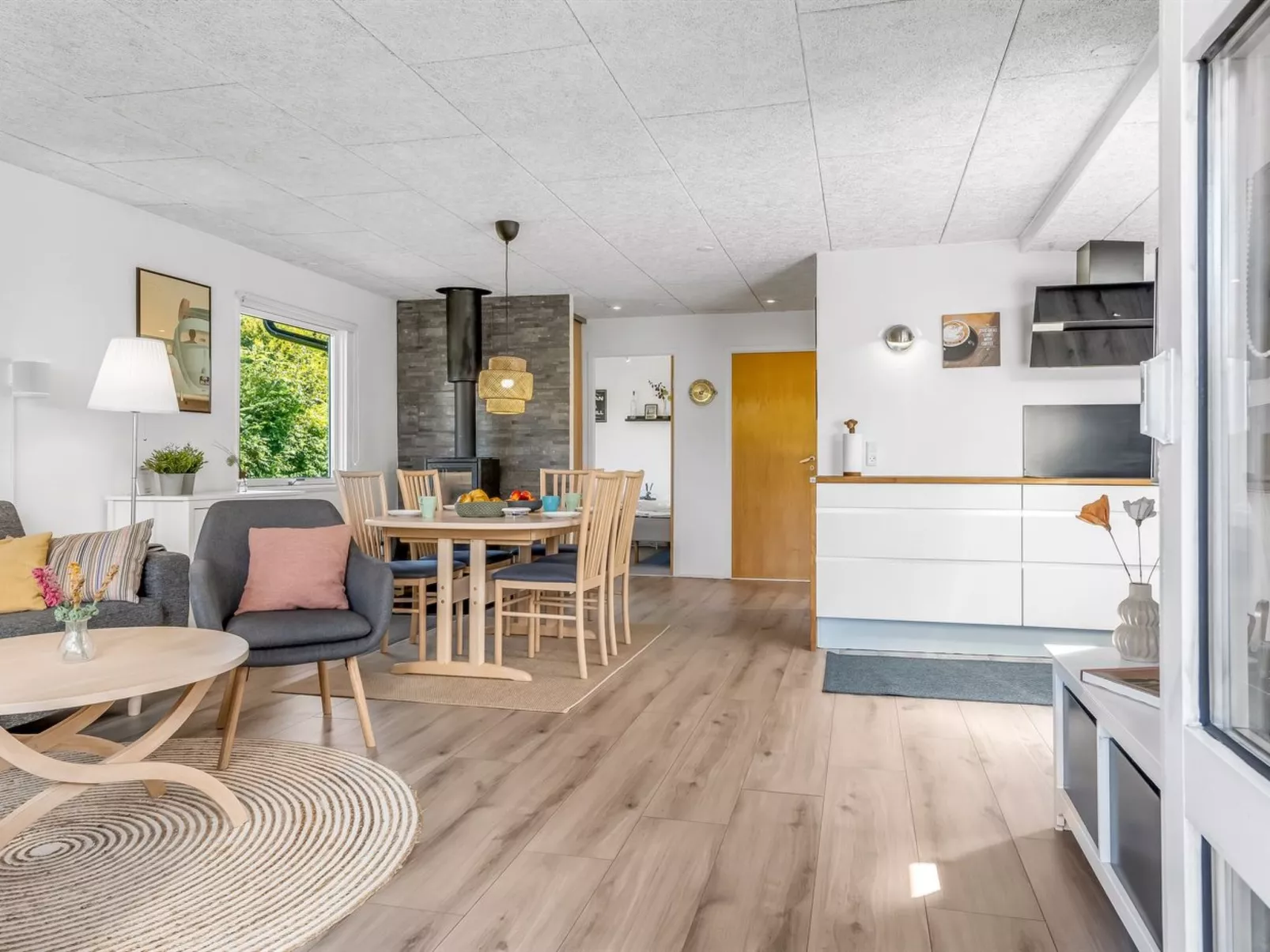 "Elske" -  from the sea-Binnen