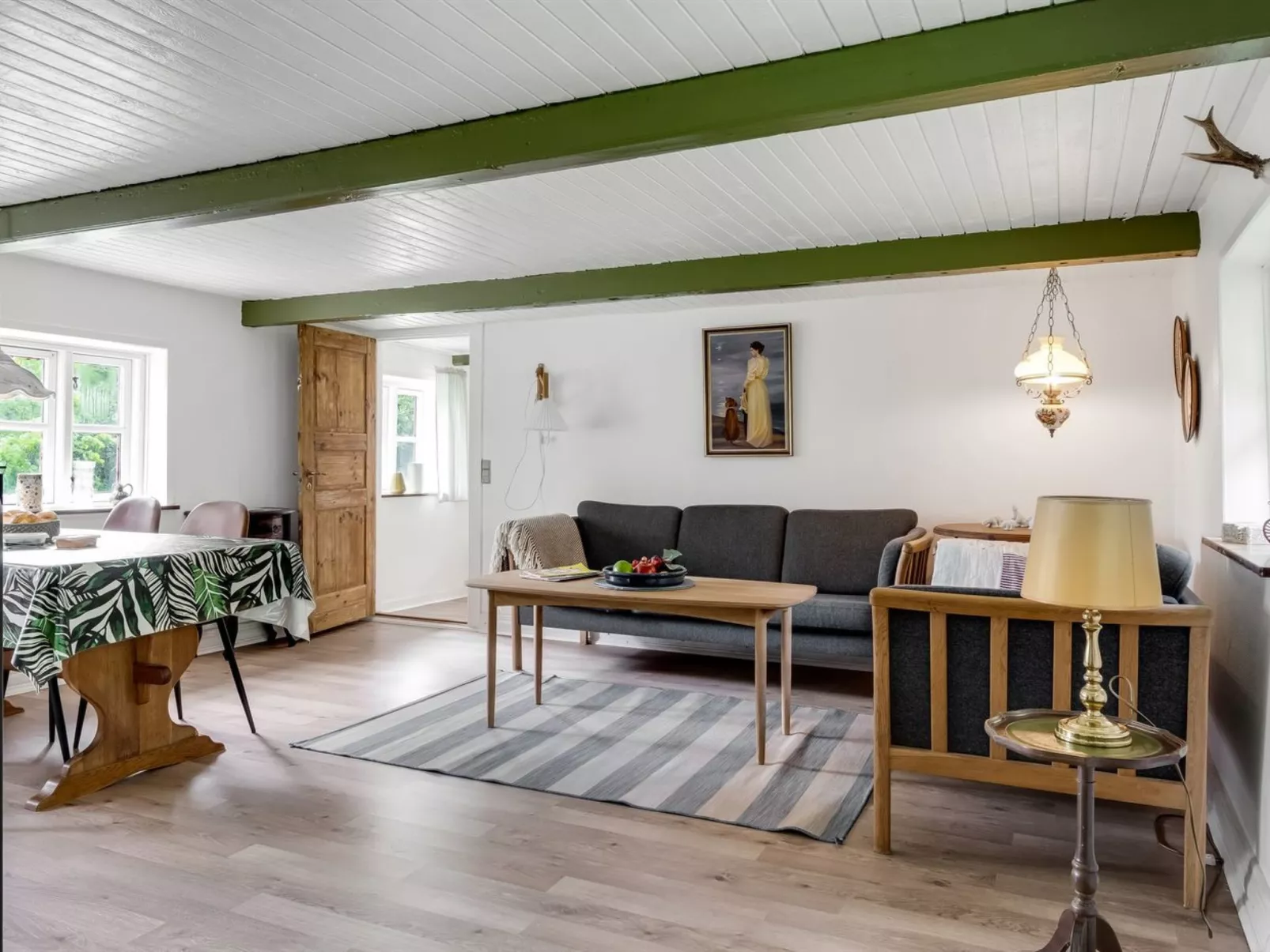 "Aatos" - 2km from the sea-Binnen