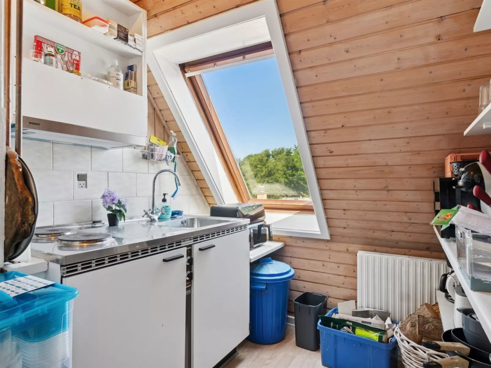 "Lacey" - 4km from the sea-Binnen