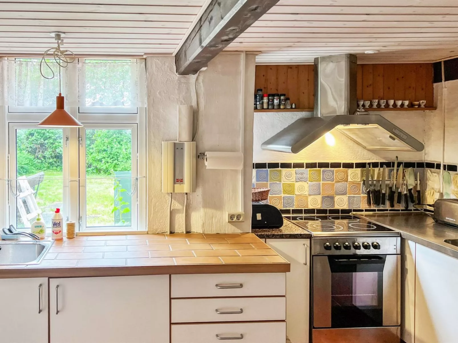 "Virpi" - 8km from the sea-Binnen