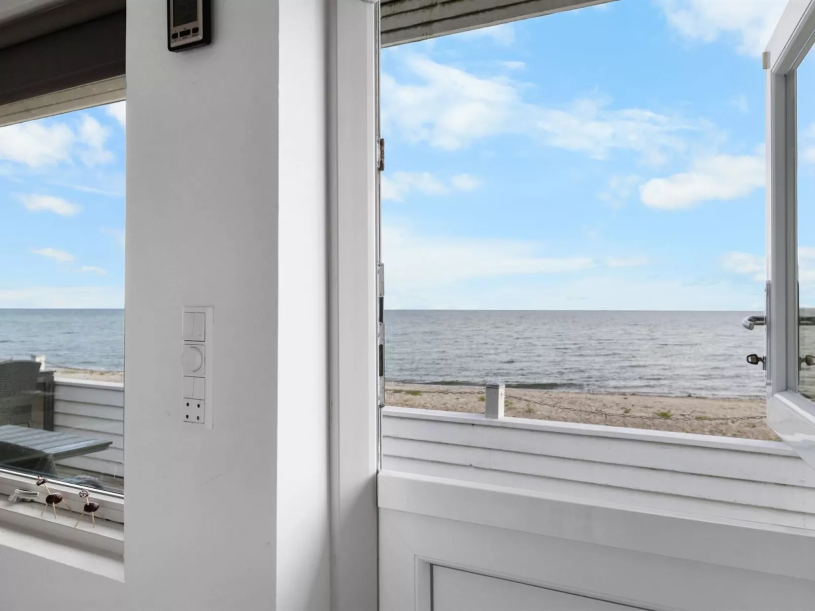 "Folkhart" - 10m from the sea-Buiten