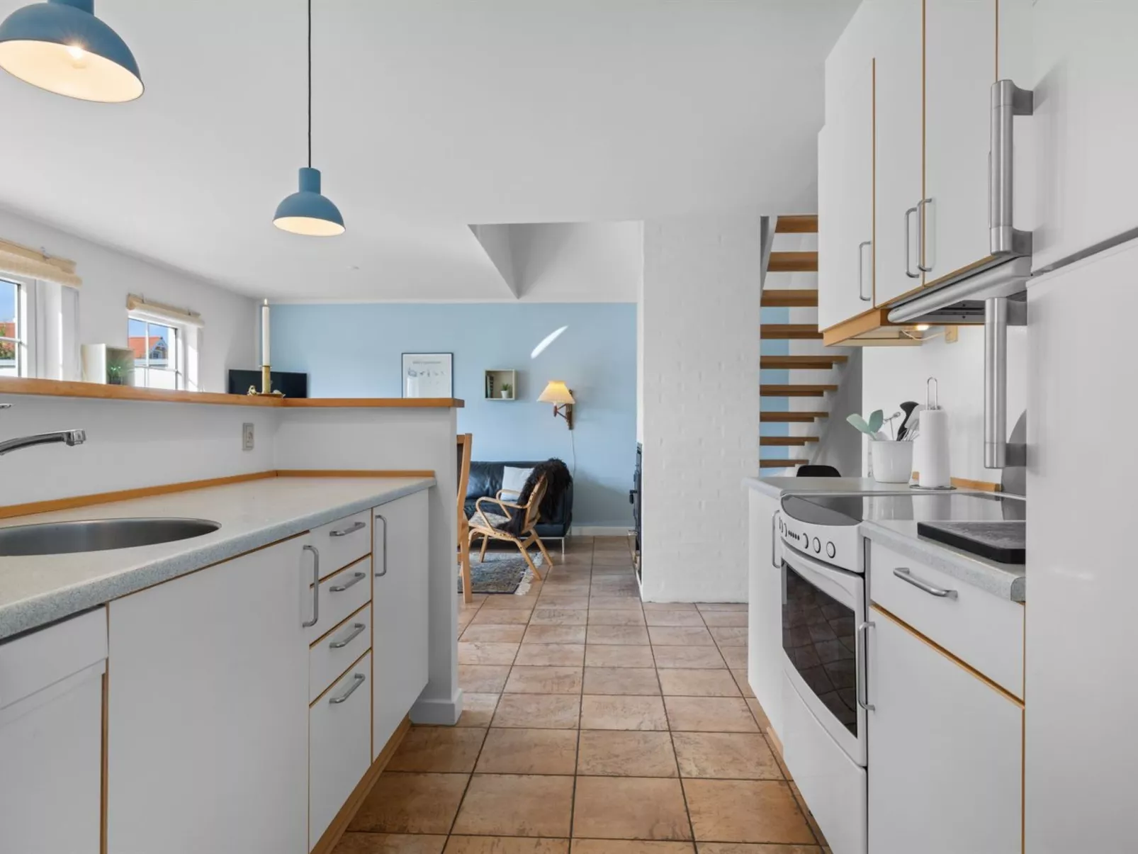 "Dior" - 300m from the sea-Binnen