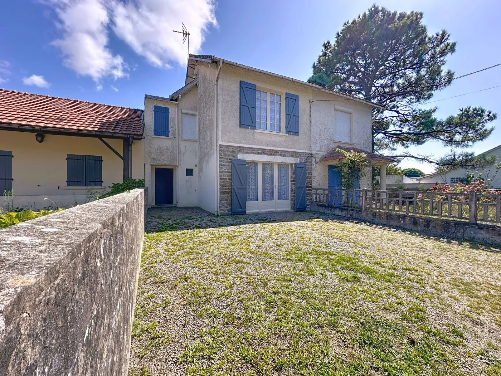 Les Vents Doux-Buiten