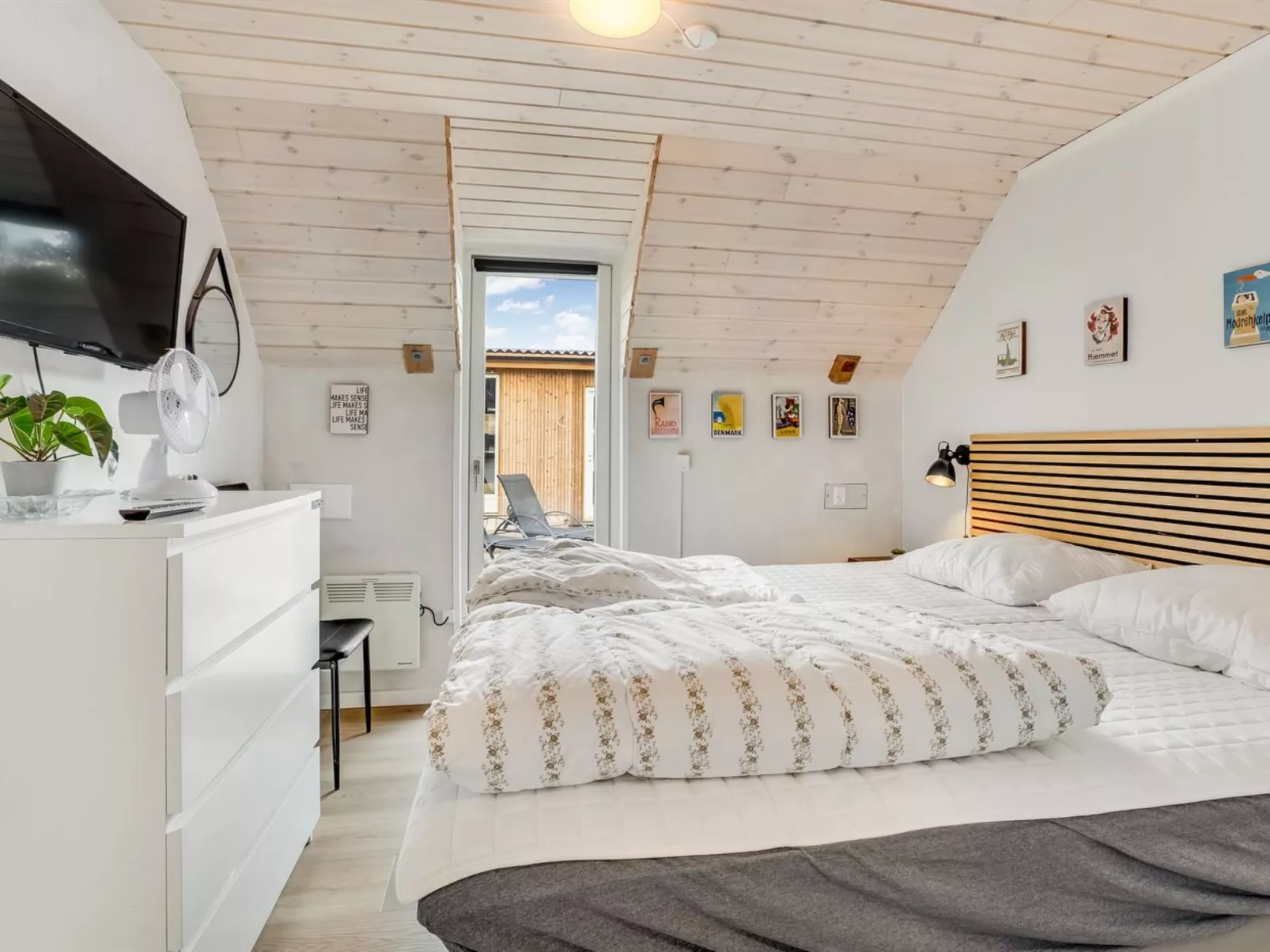 "Milutin" - 650m from the sea-Binnen