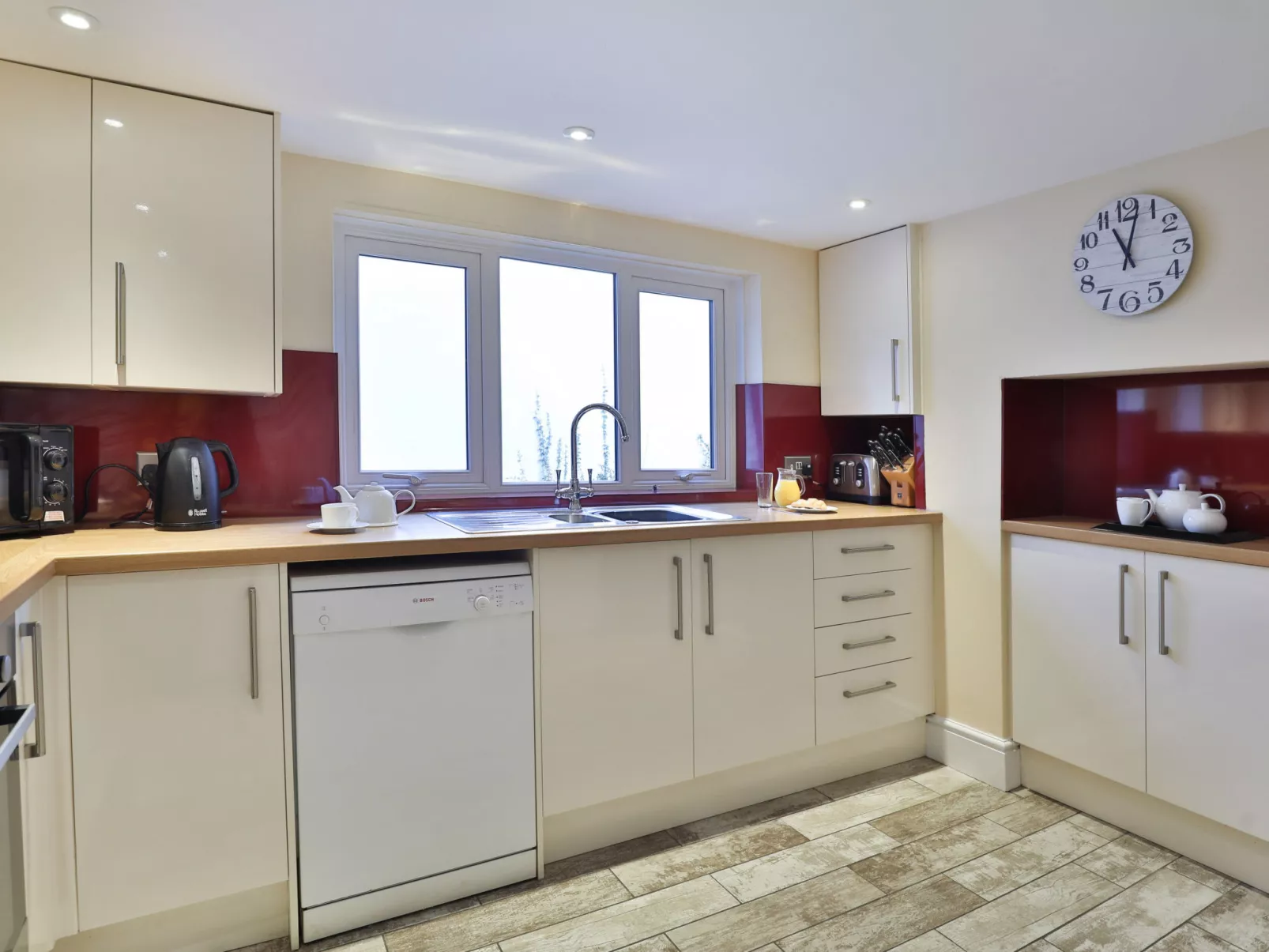 Adventure House-Binnen