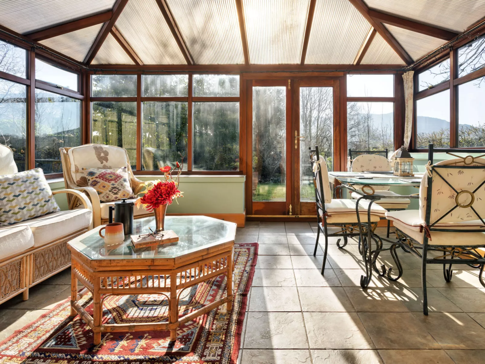 St Francis Cottage-Binnen