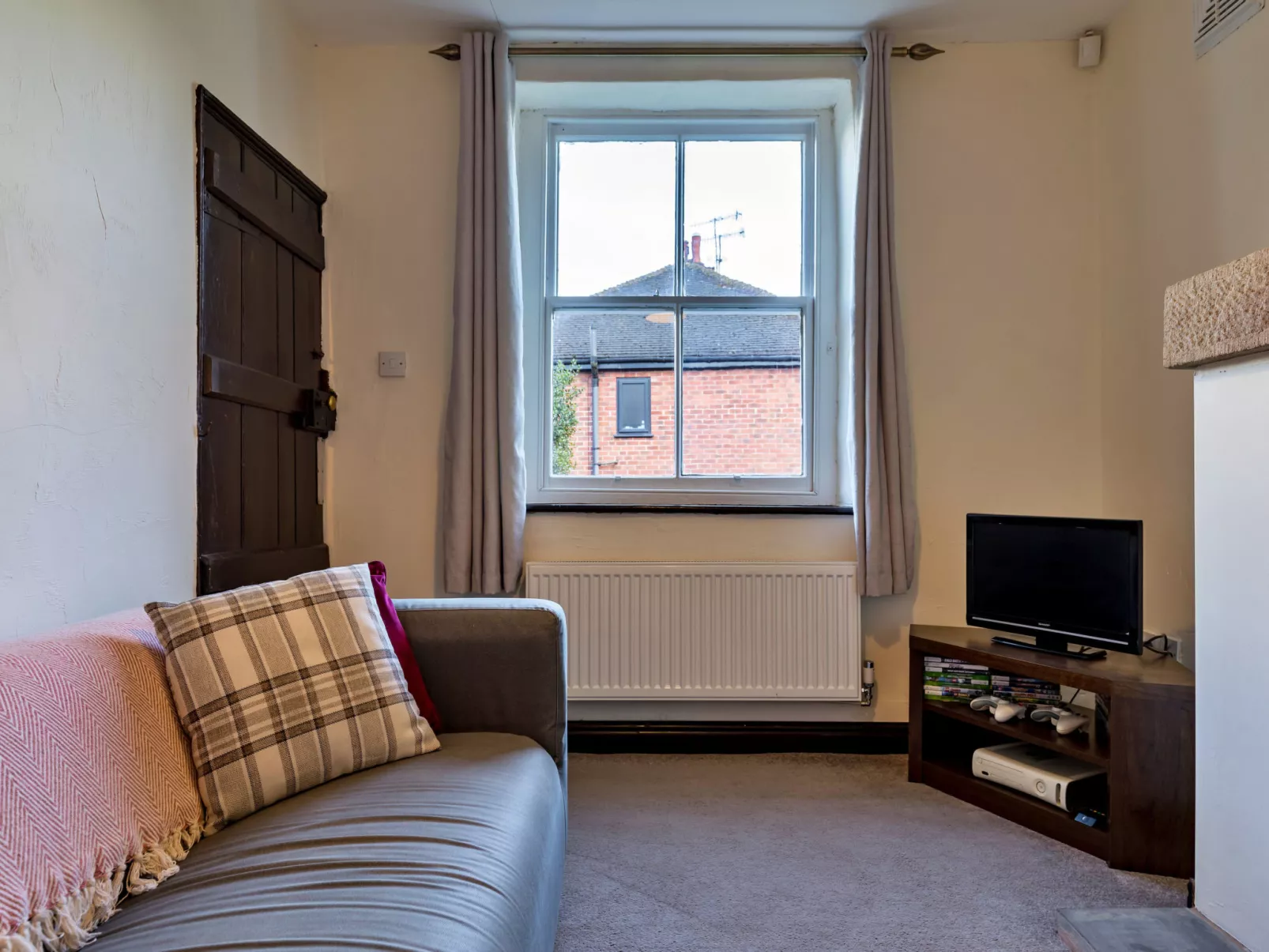 Spring Cottage-Binnen