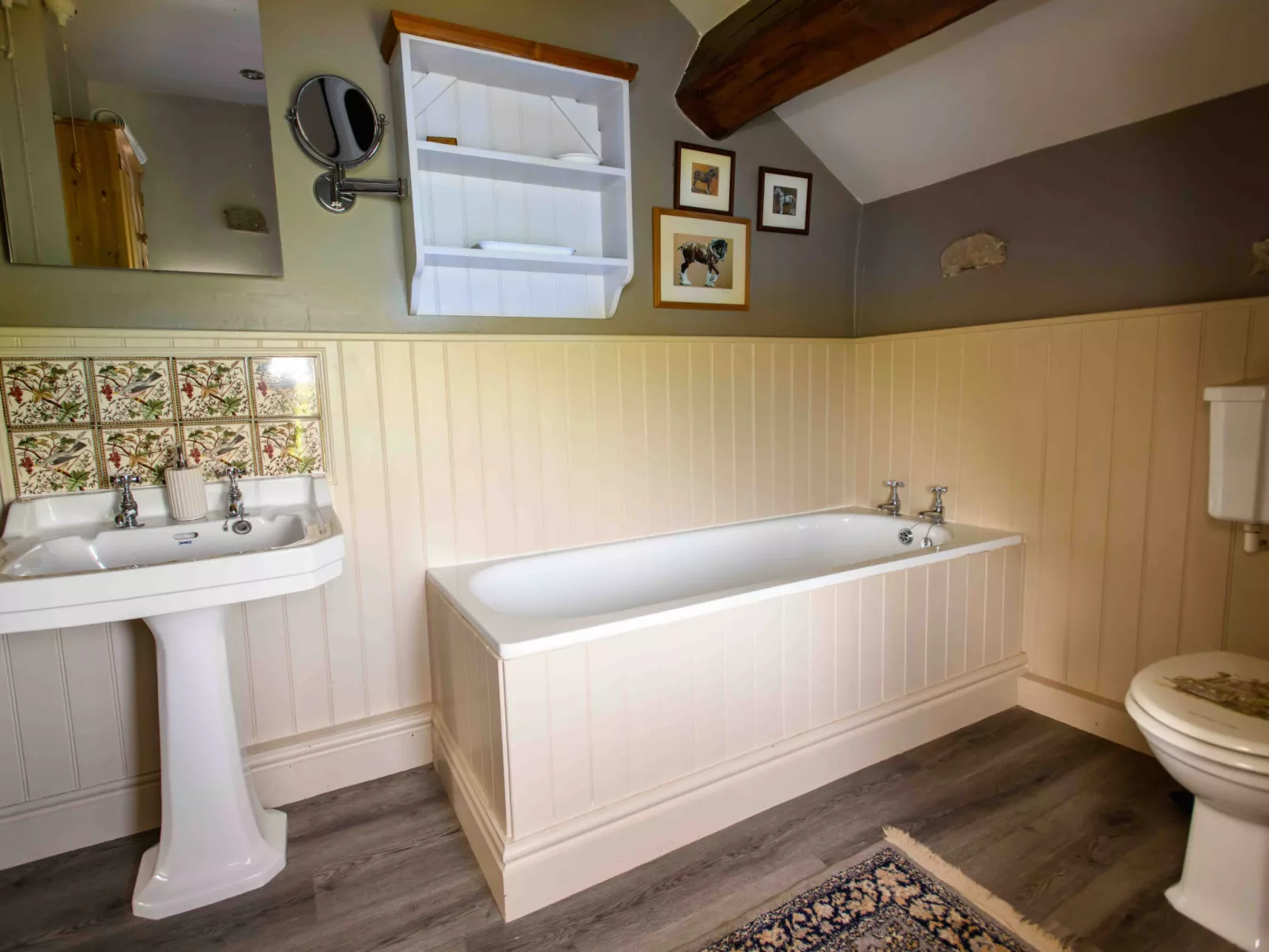 Shepherds Cottage at Mile House Farm-Binnen