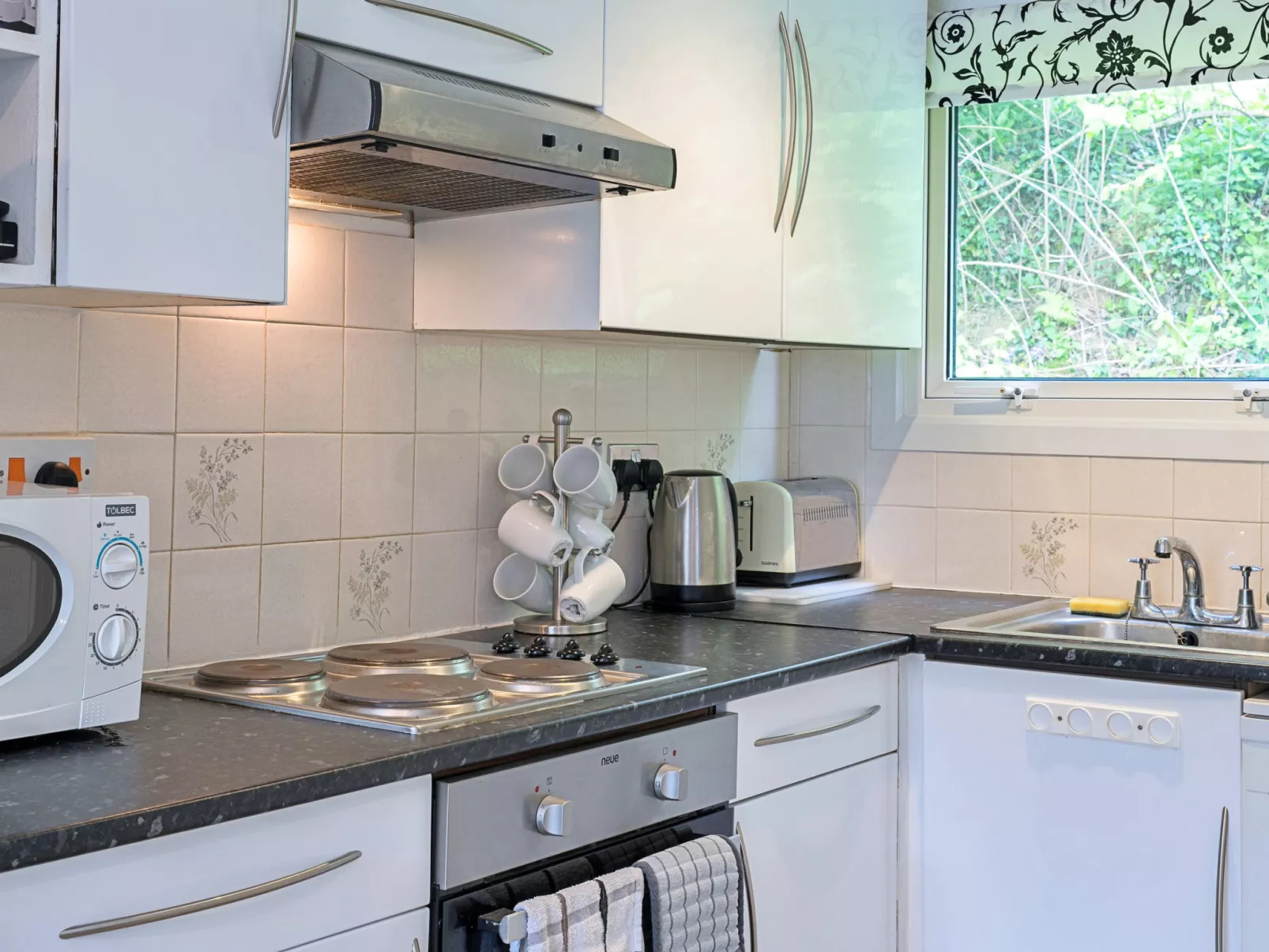 Lanteglos Villa-Binnen