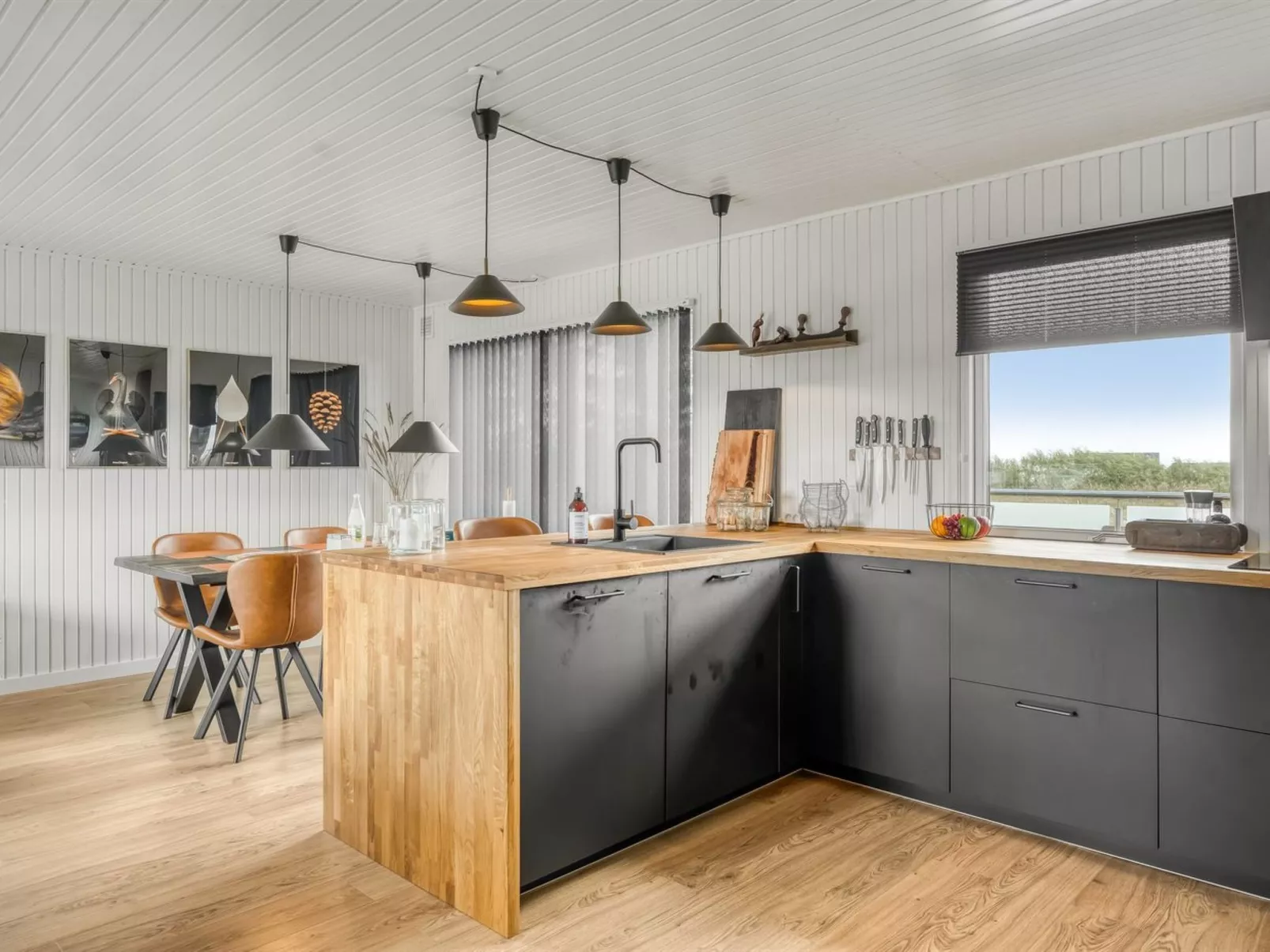 "Sarika" - 500m from the sea-Binnen