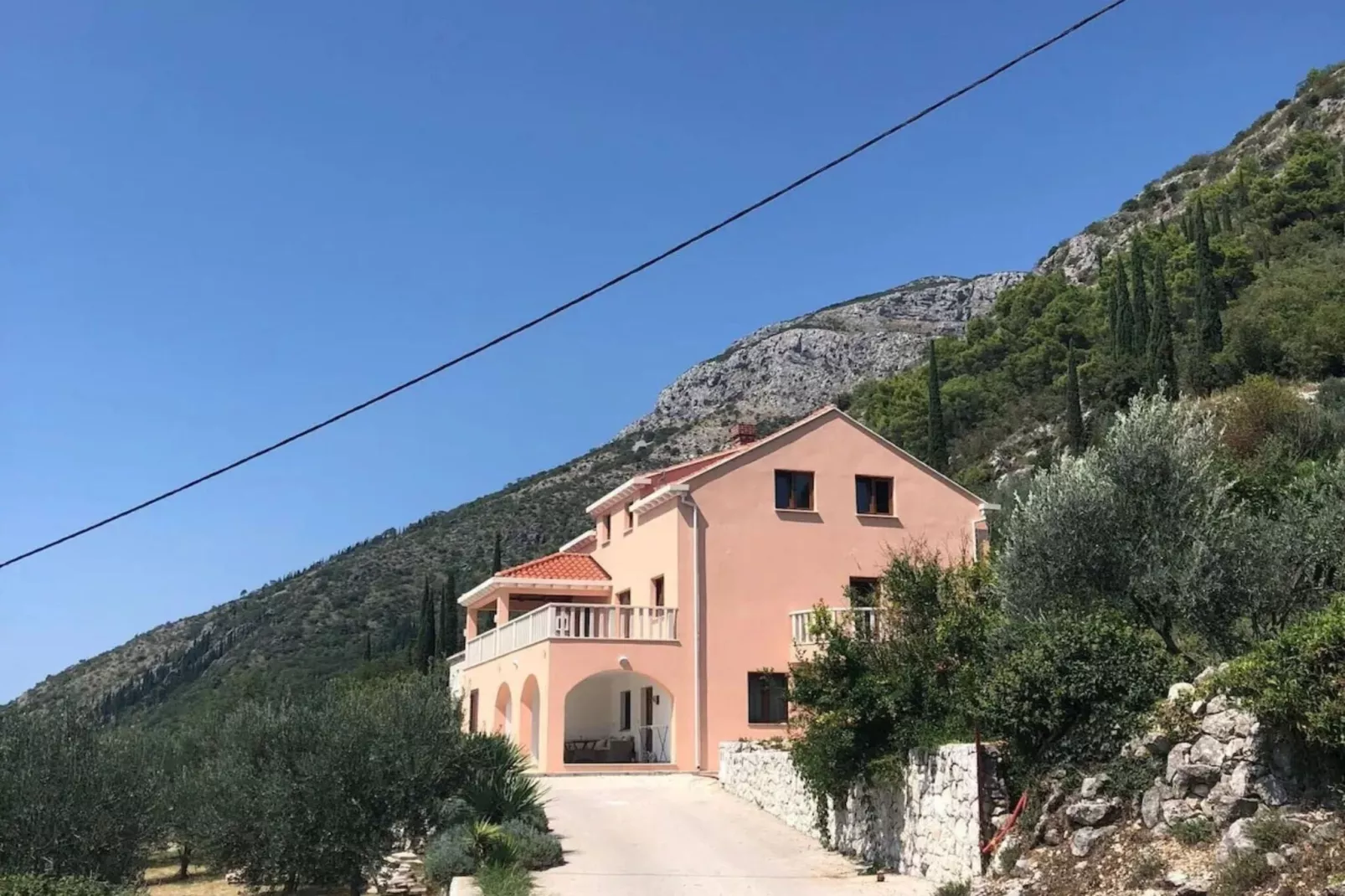 Villa Oliva - Two Bedroom Villa with Terrace and Swimming pool-Buitenlucht