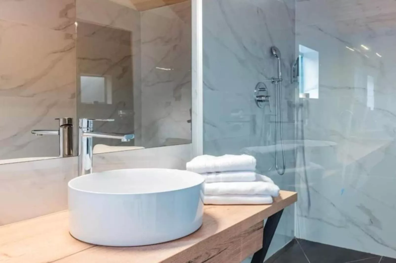 Halicanum Glamping Peaceful Retreat Resort - Badkamer