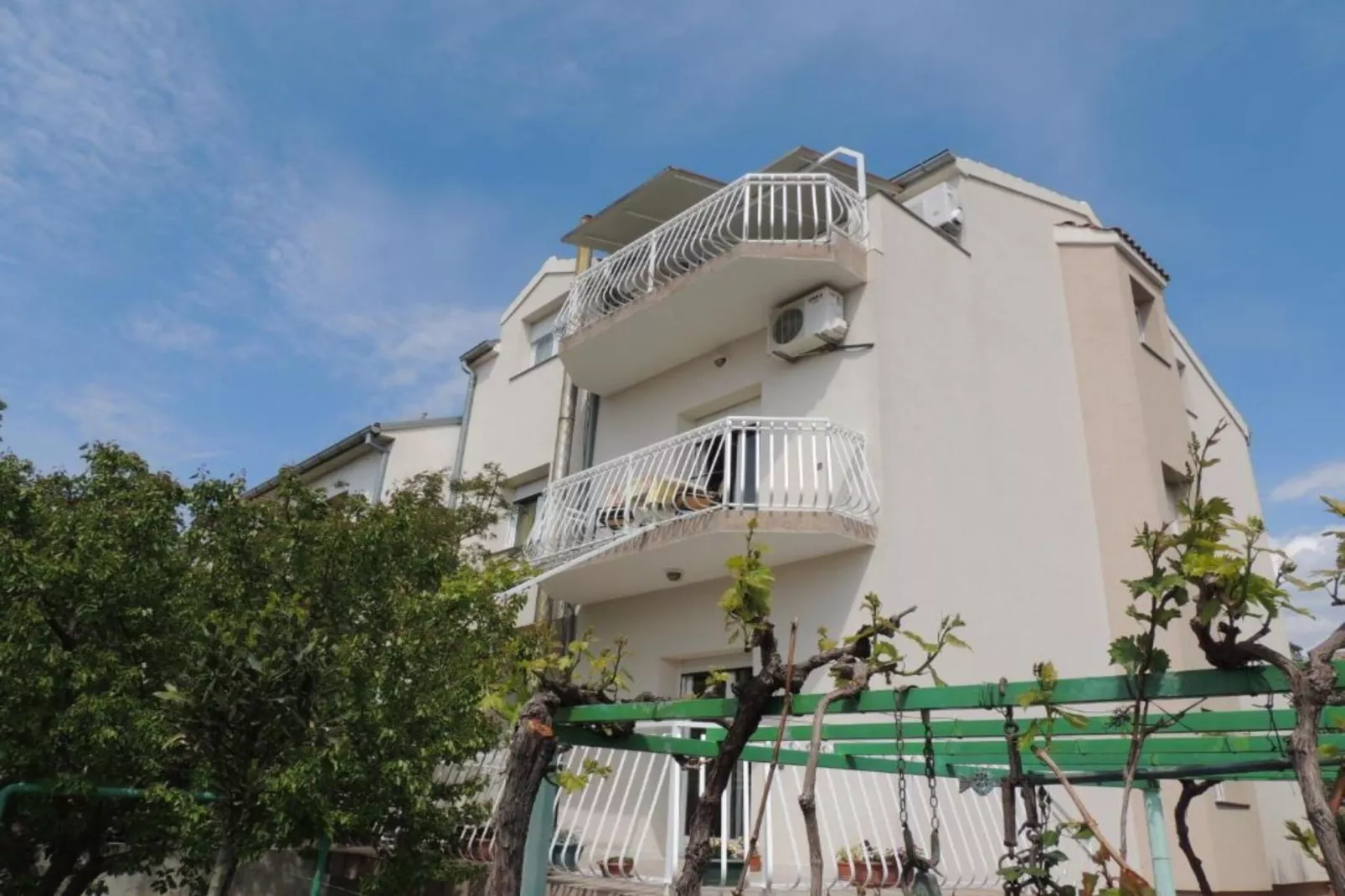 One Bedroom Apartment (A1)-Buitenlucht