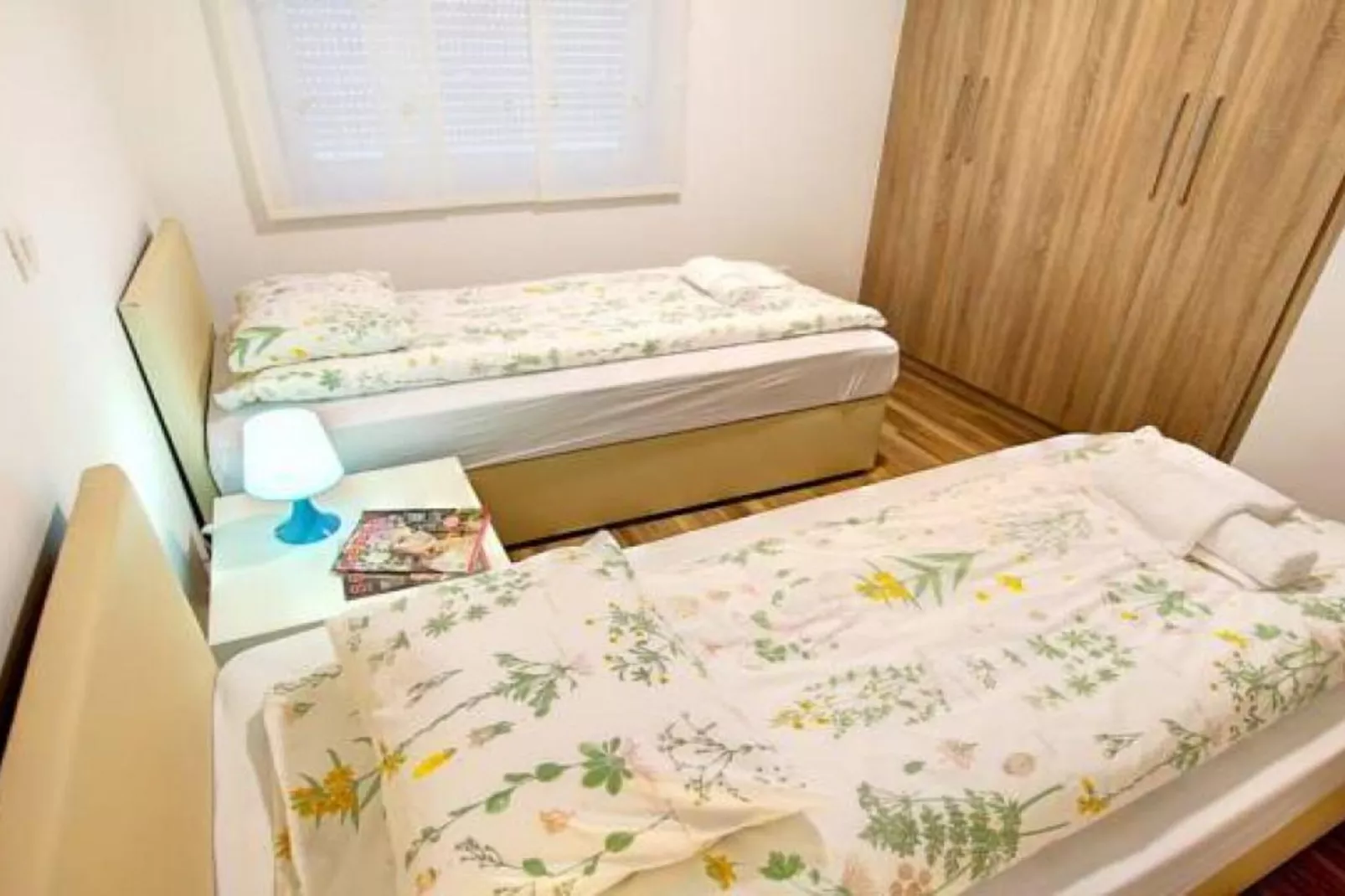 Stylish Retreat with BBQ and Modern Amenities near Terme - Three Bedroom Apartment-Slaapkamer