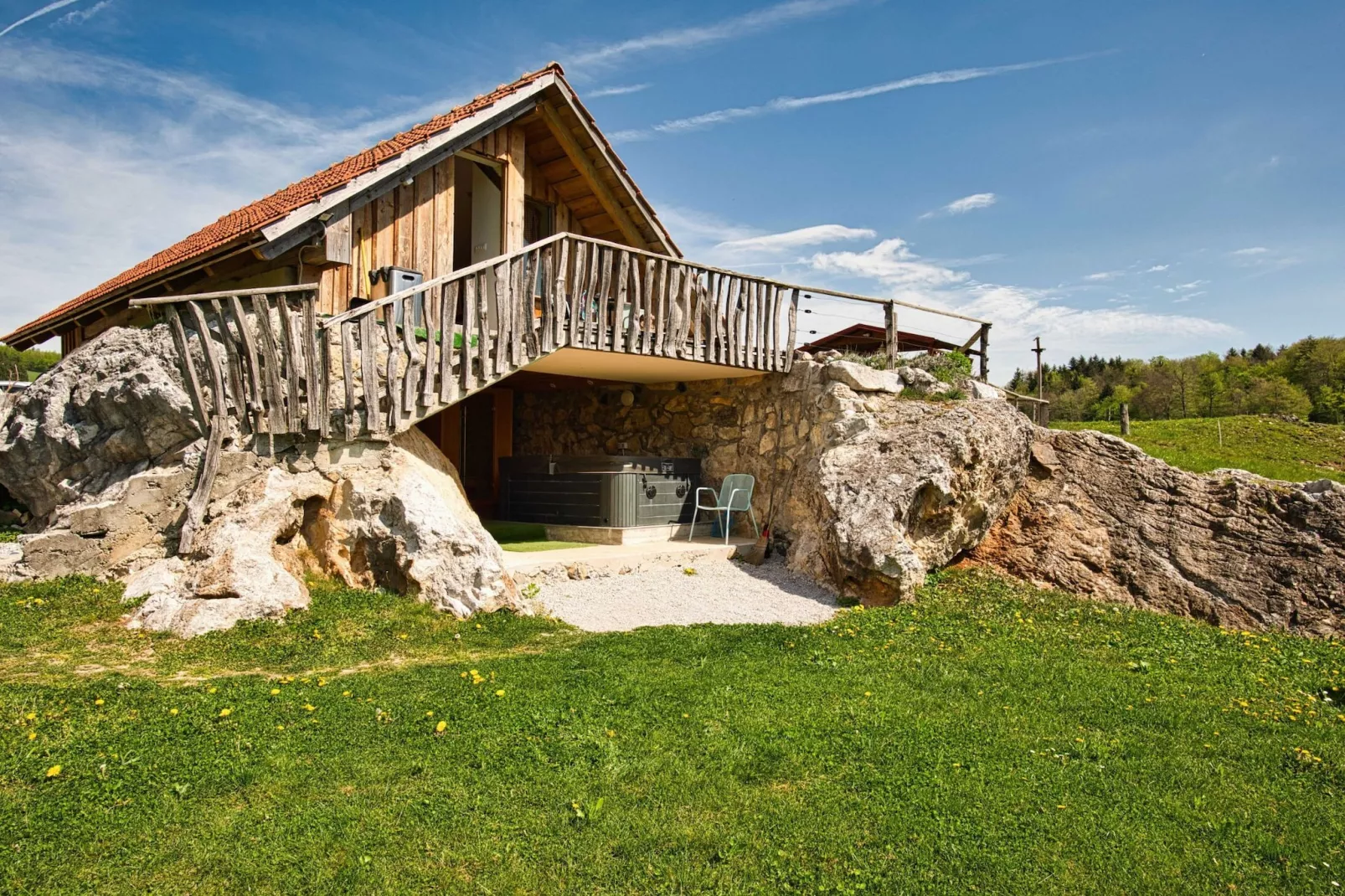 Visnja Gora Meadow Hideaway with Terrace - One Bedroom Cottage with Terrace (owner Hiška na skalci)