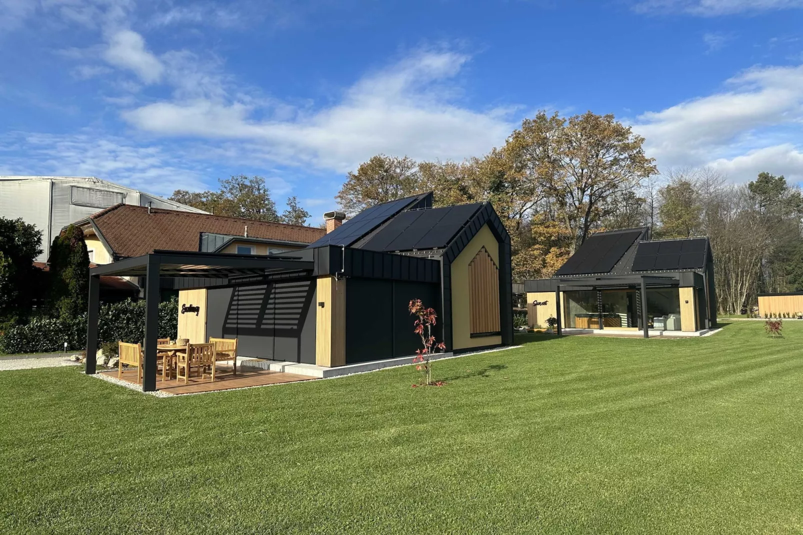 Elegant Warm Bliss Hideaway Escape Lodge - Holiday Home with Hot-Tub and Sauna (owner Excellency)-Buitenlucht