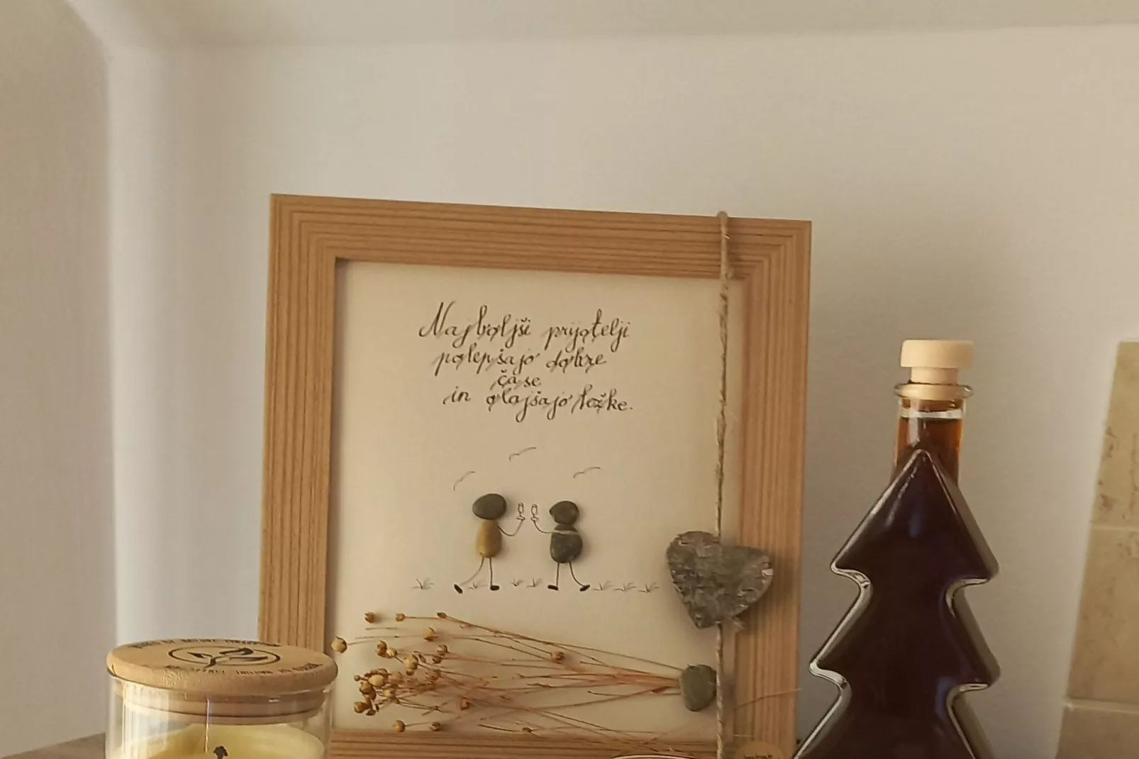 Sunny and Comfortable Apartment with Terrace and Garden - Two Bedroom Apartment with Terrace-Binnen