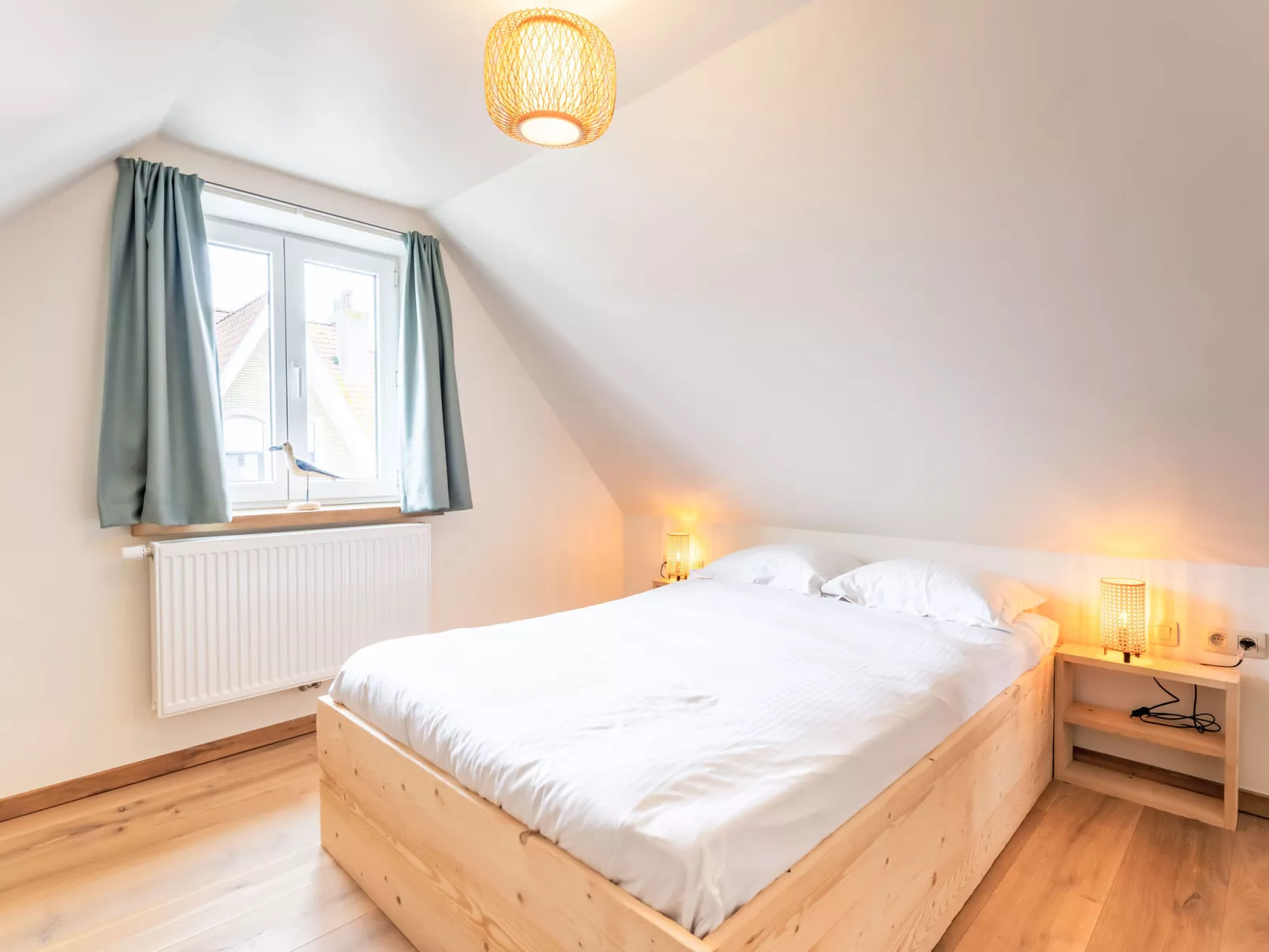 Lili's with terrace-Binnen