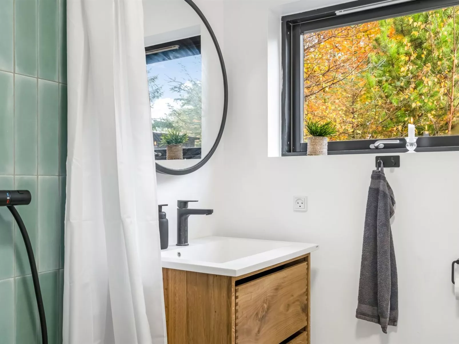 "Sofija" -  from the sea-Binnen