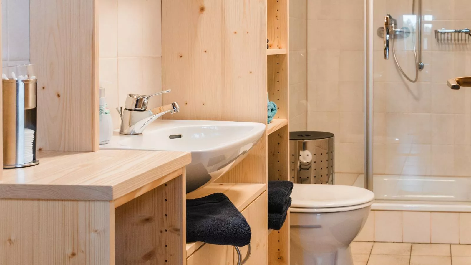 Im Bayerischen Wald-Badkamer