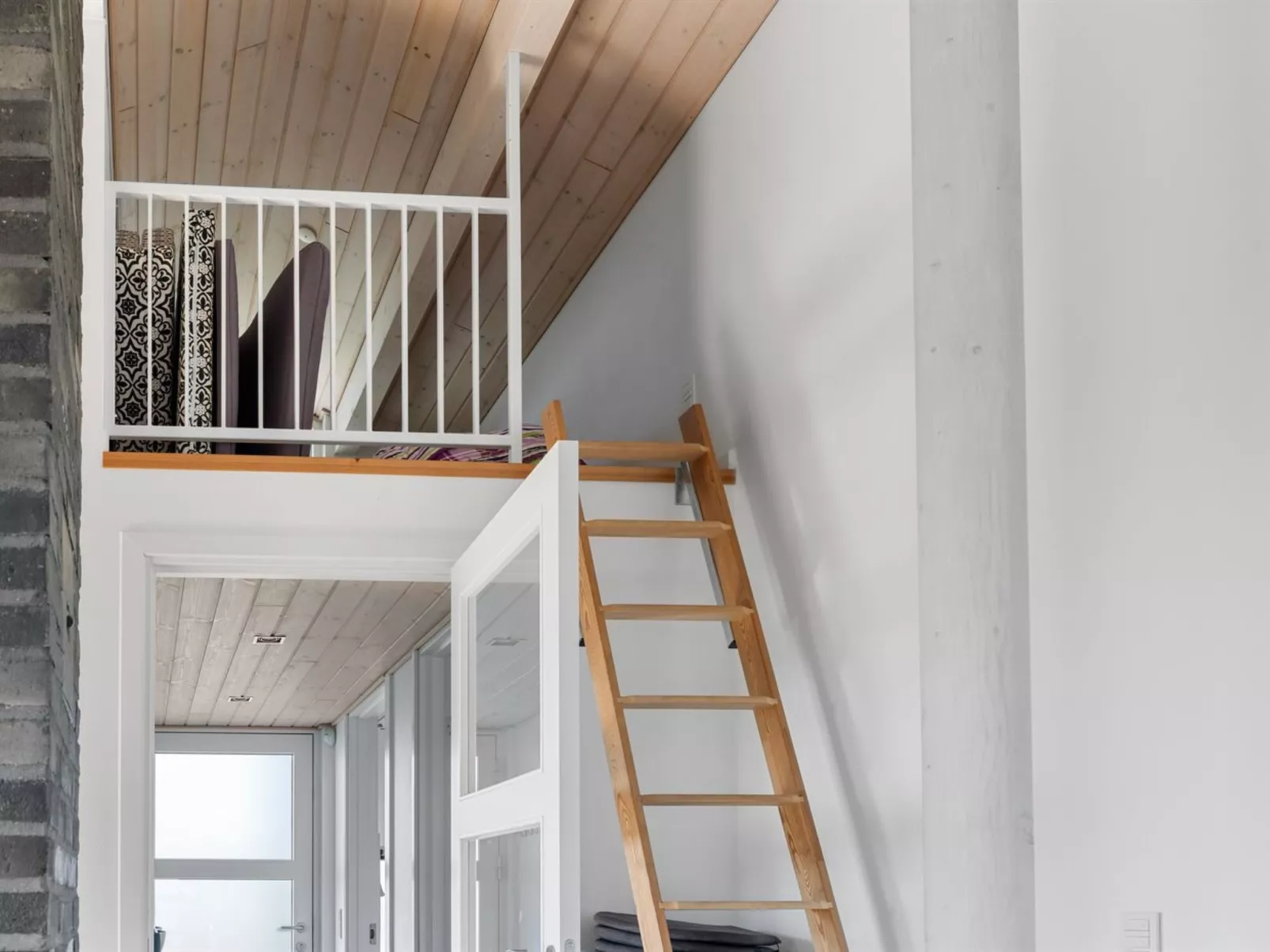 "Konsta" - 300m from the sea-Binnen