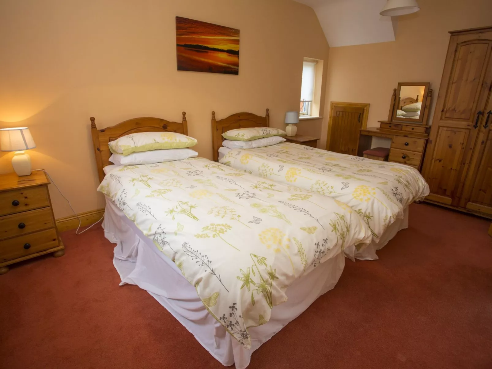 Willow Grove HC No. 3-Binnen