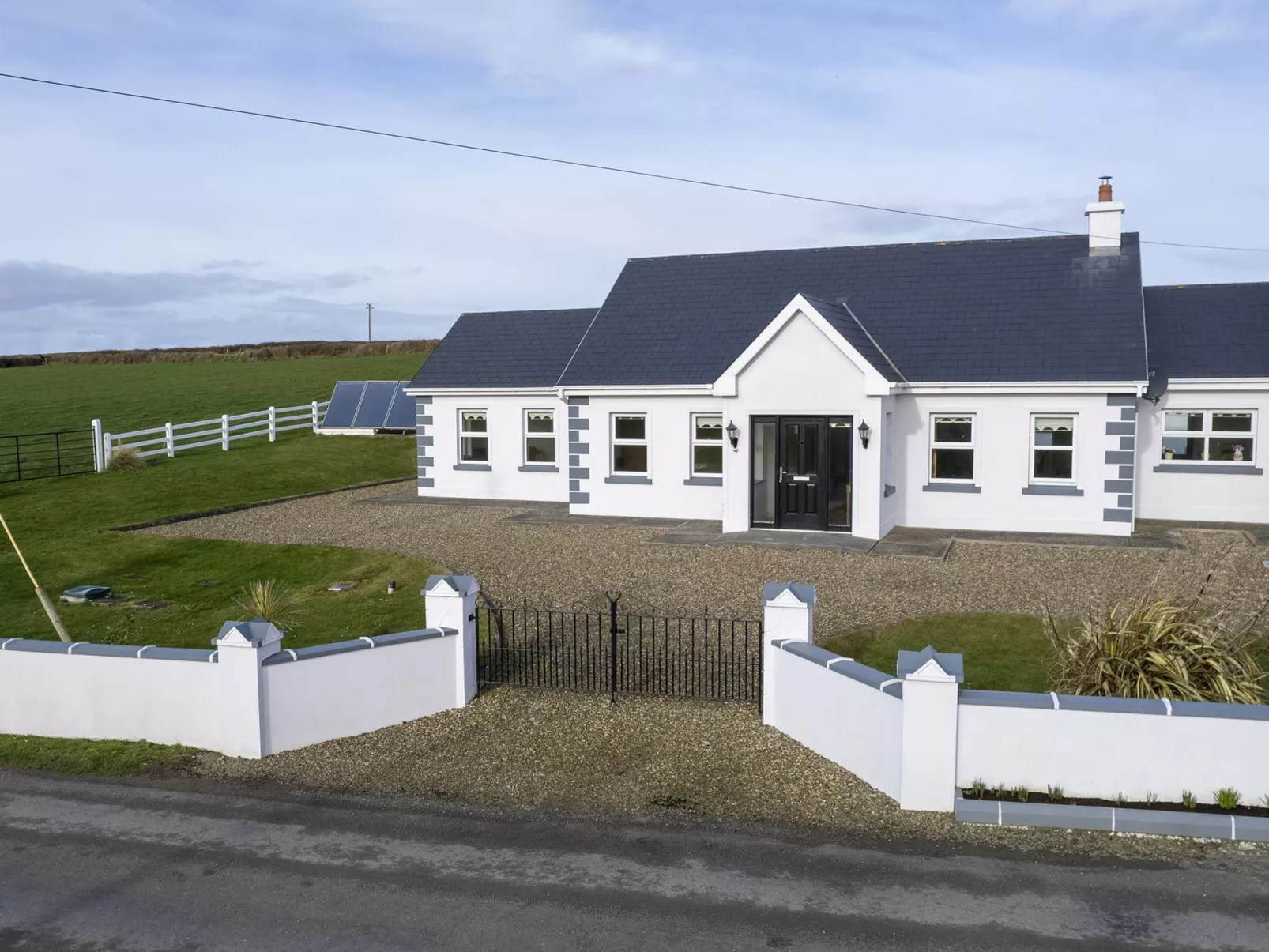 Matthews Cottage Doonbeg-Buiten