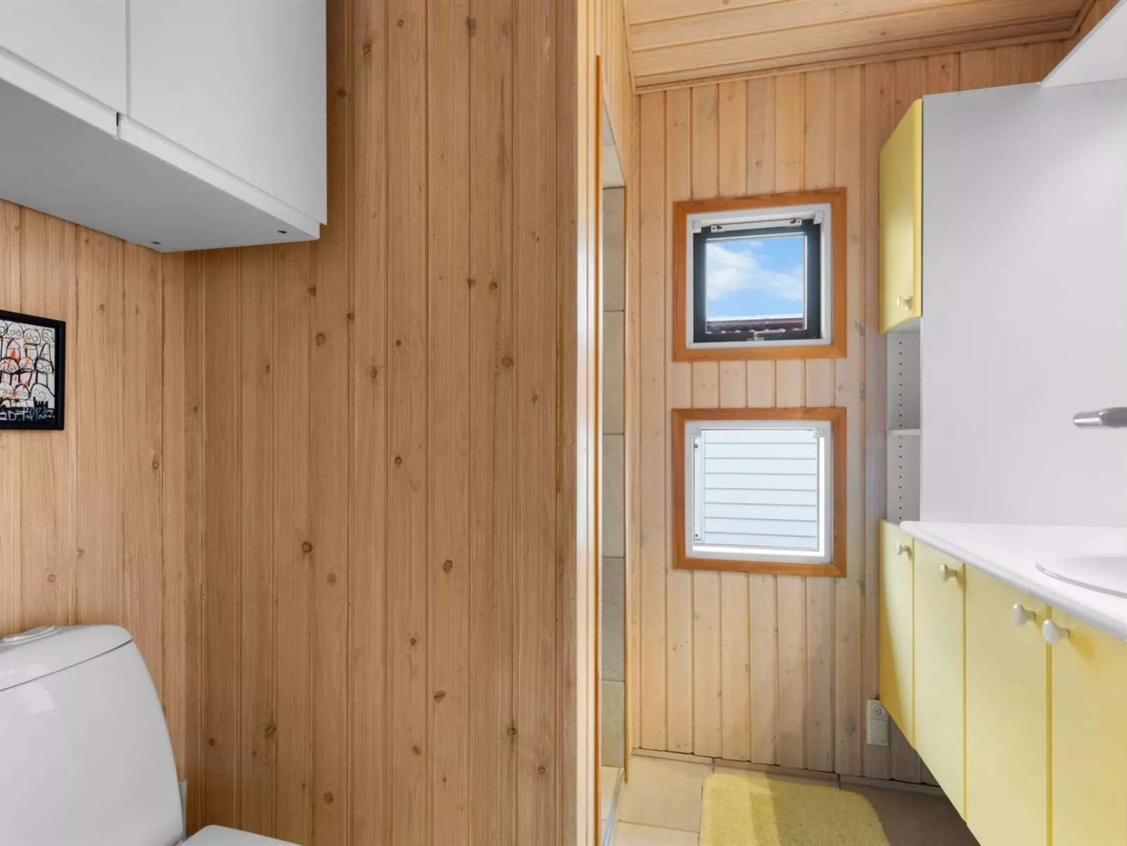 "Roya" - 100m from the sea-Binnen