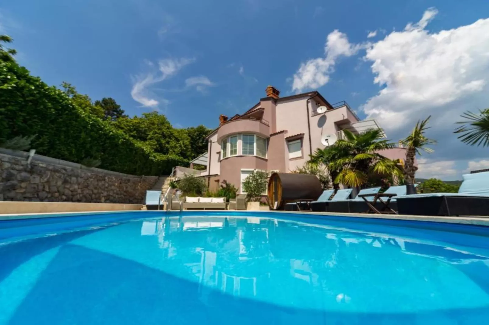 Apartments Melanie - Oprić Hills  Three bedroom apartment with balcony and sea view (A)-Buitenlucht