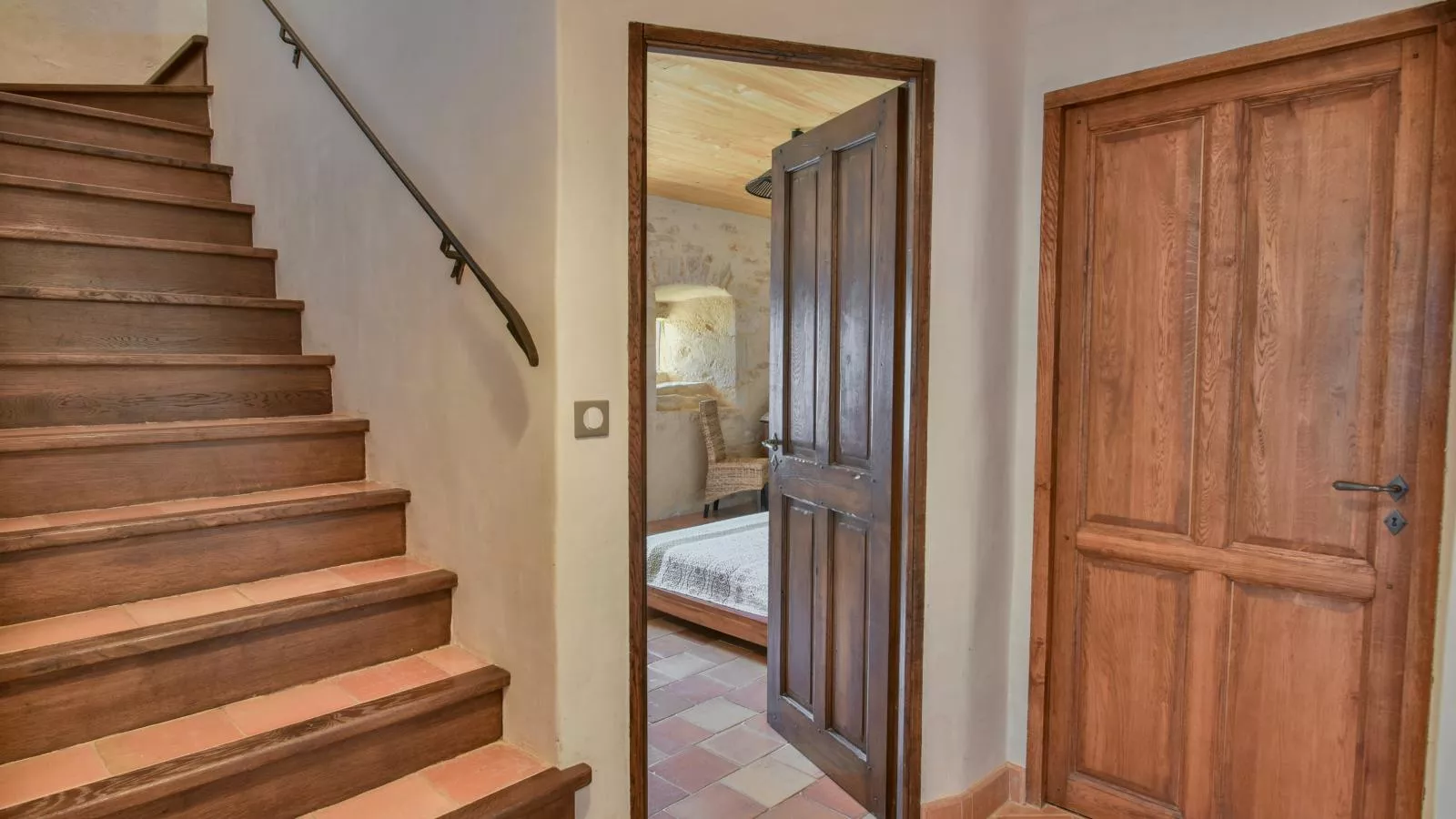 La Roque Haute-Hal-ontvangst