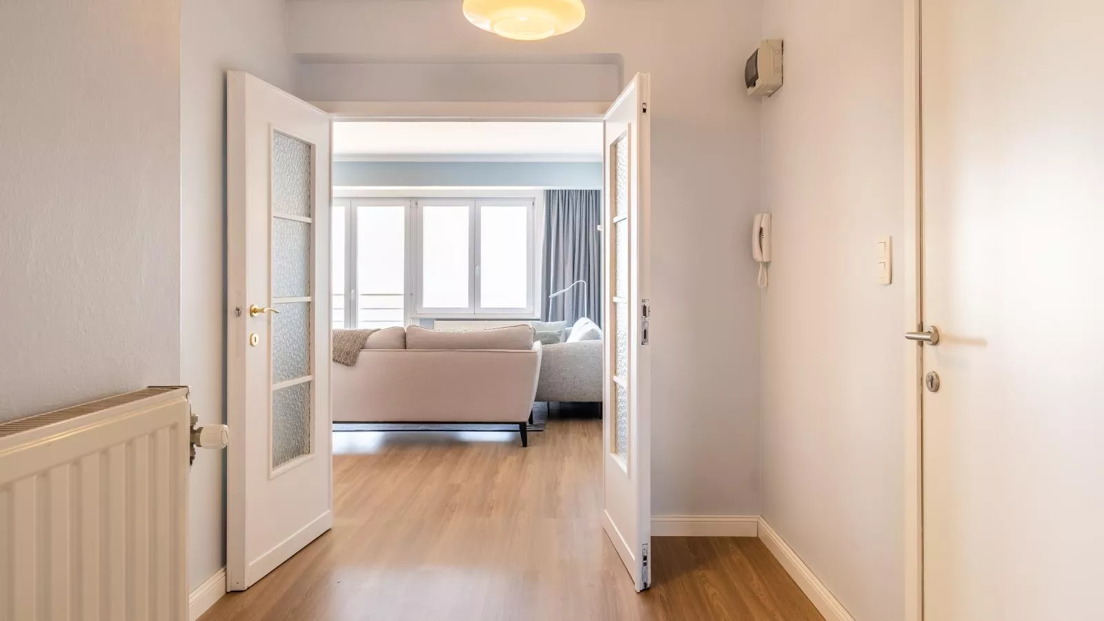 La Plage cinq-Overloop