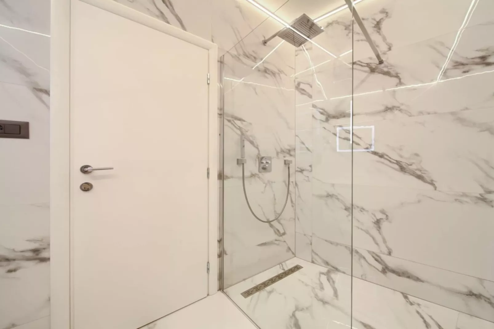 Wellness Apartment Modruna-Badkamer