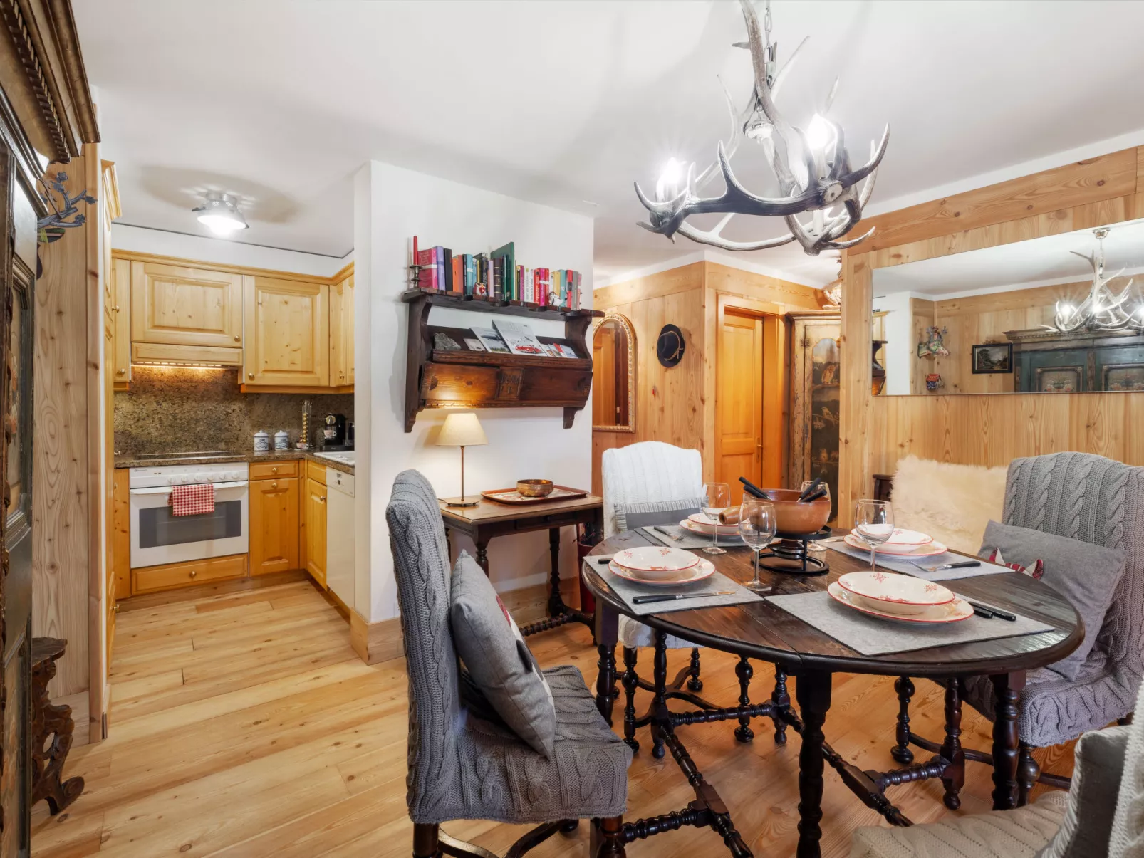 Les Pierres C 3-Binnen