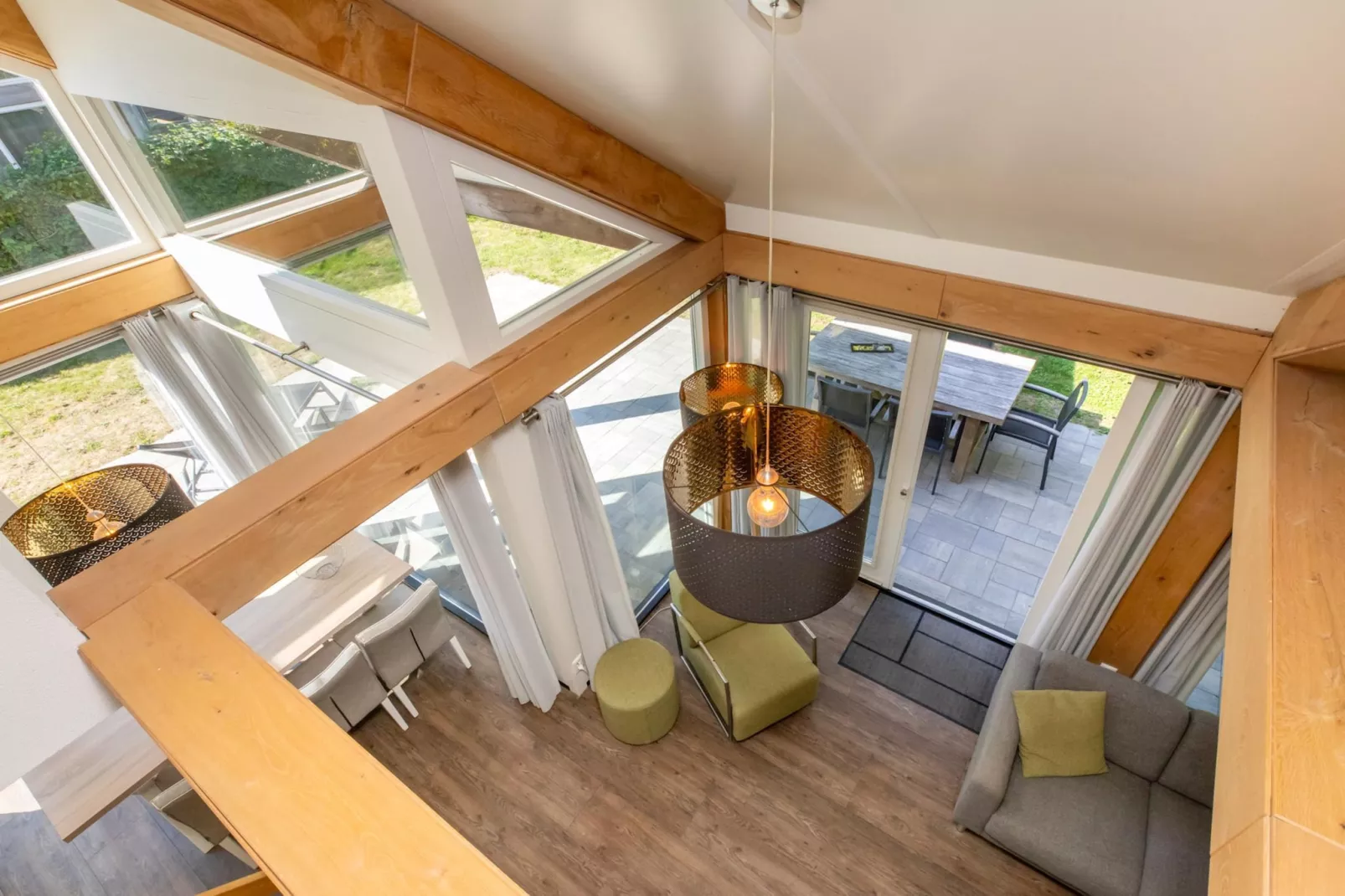 Zonnedorp 23 Zeeland Huis Renesse: Luxury Beach Holiday | Close to North Sea-Woonkamer