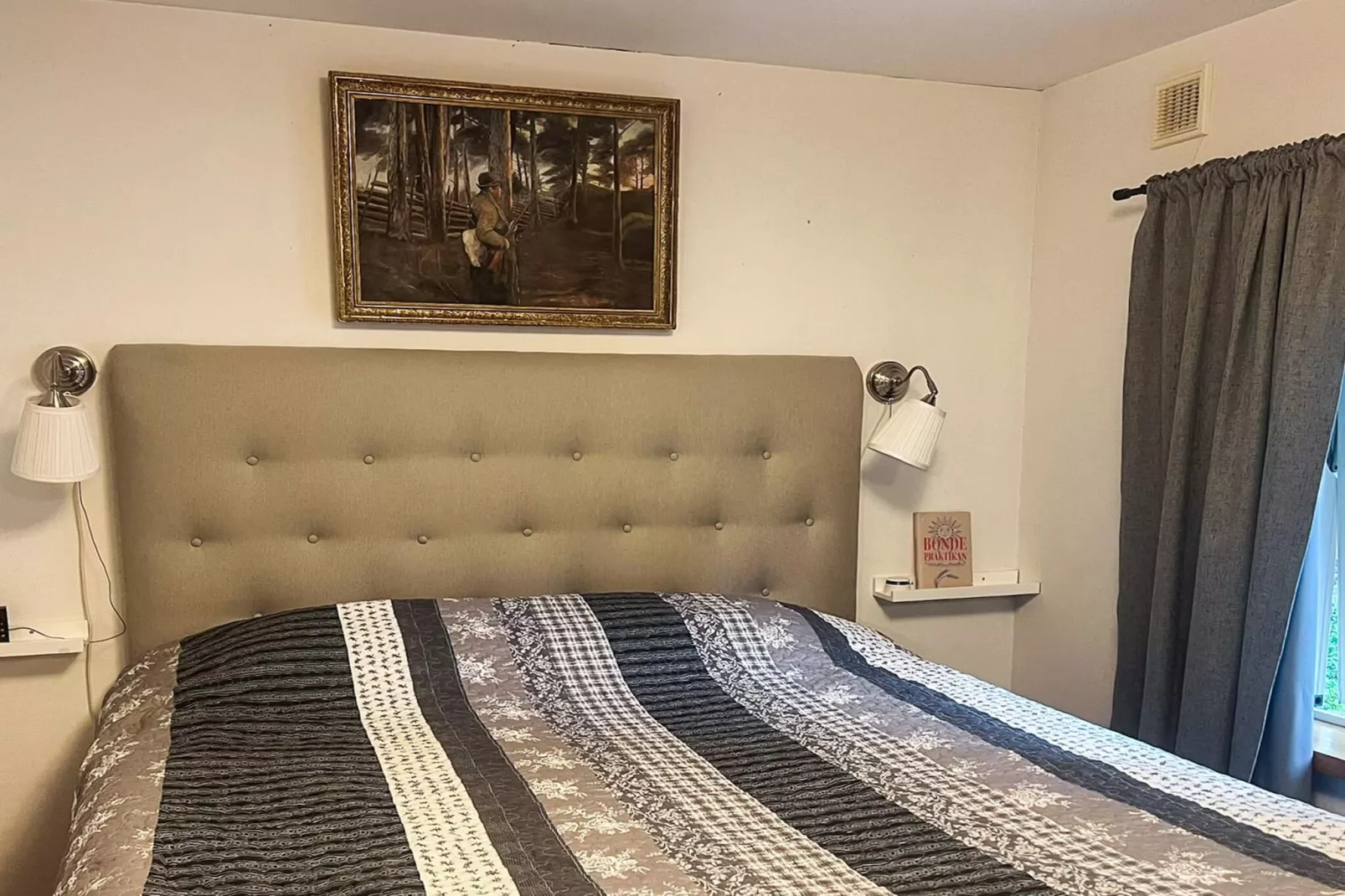 Charmant huisje aan het Sjunnaryd-meer-Binnen