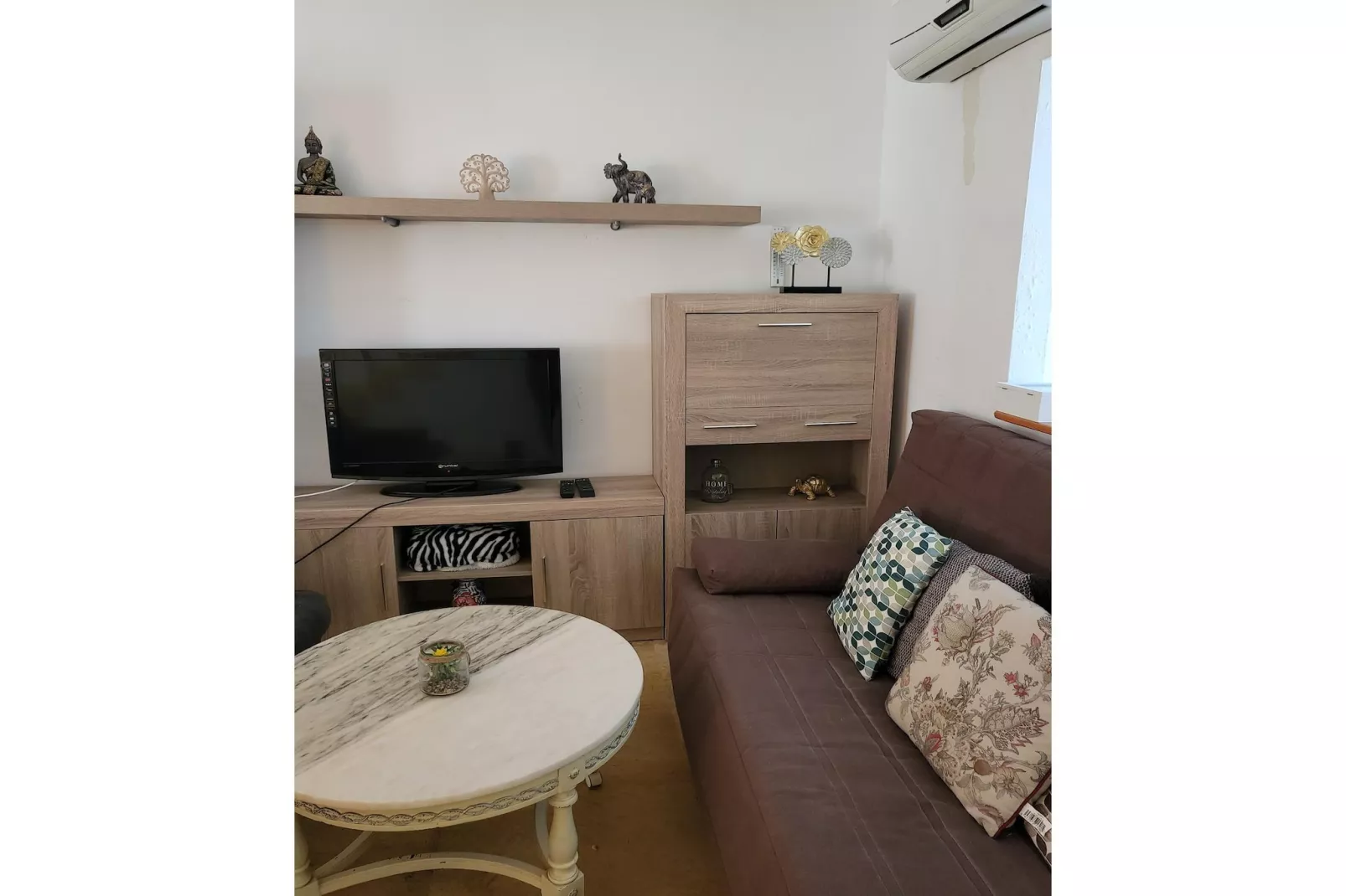 CT 345 AL - Faro's Cala Marques Townhouse-Woonkamer