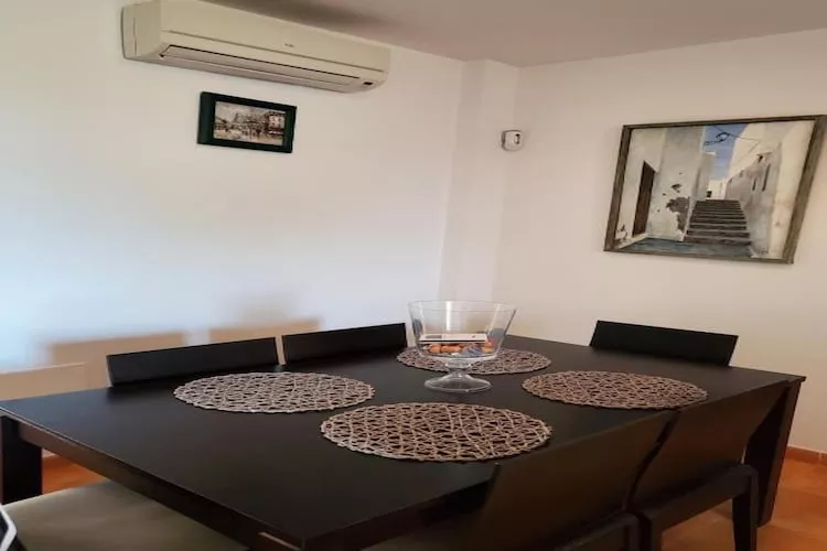 CT 347 AL - Faro's Gardenapartment - Valle del Este-Eetkamer