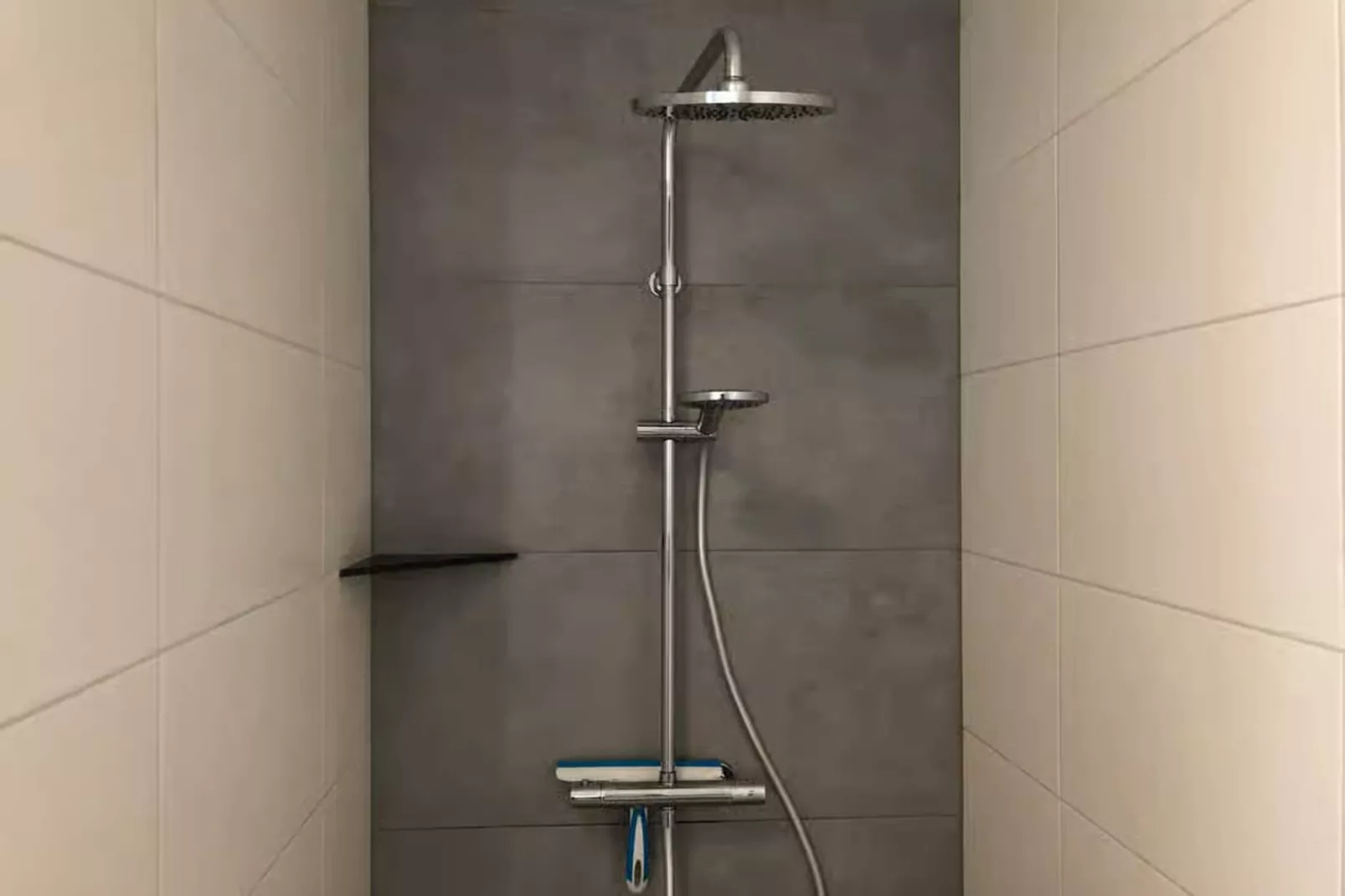 Plein 40 Lodge 22-Badkamer